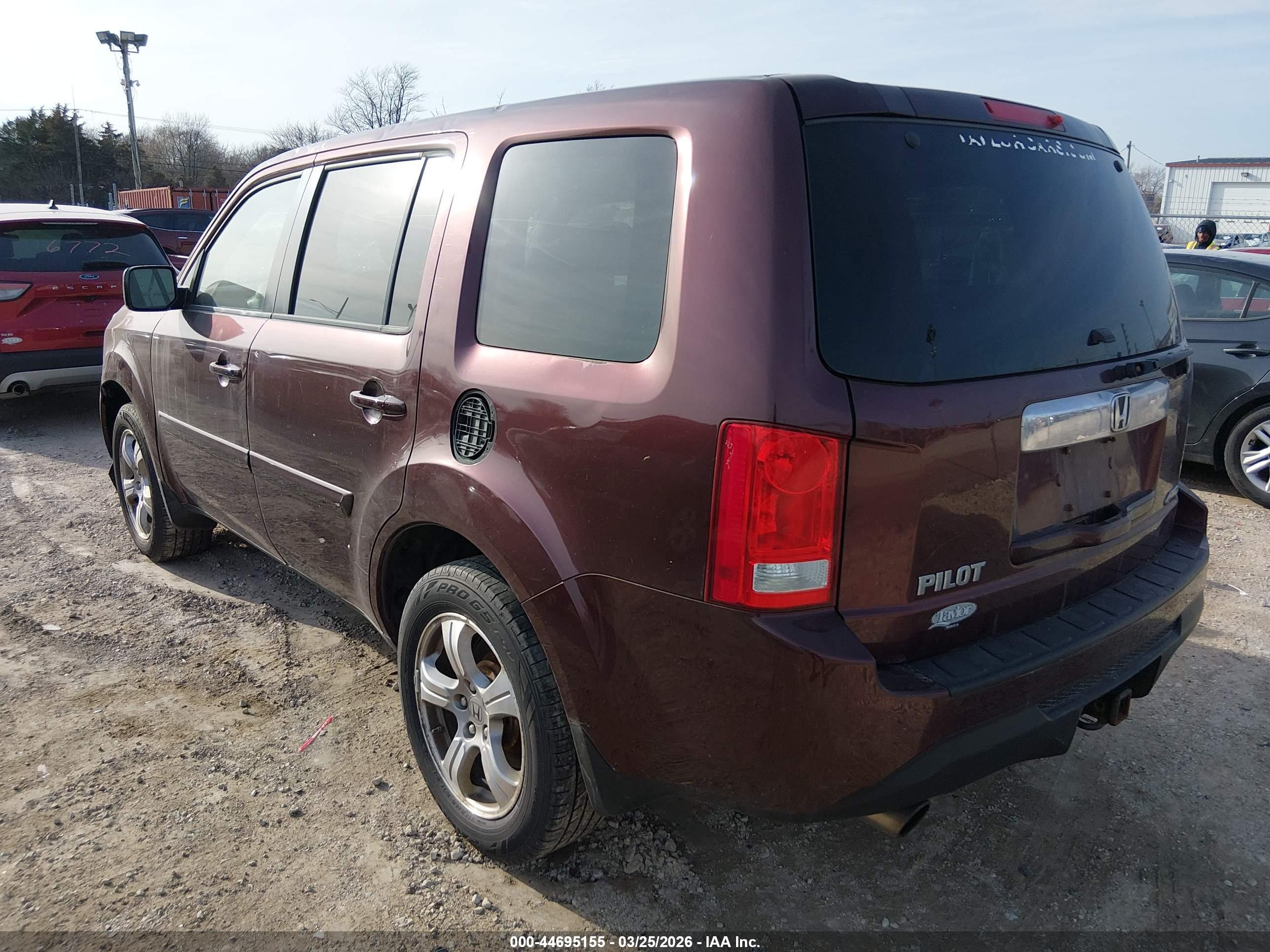 HONDA PILOT image 3