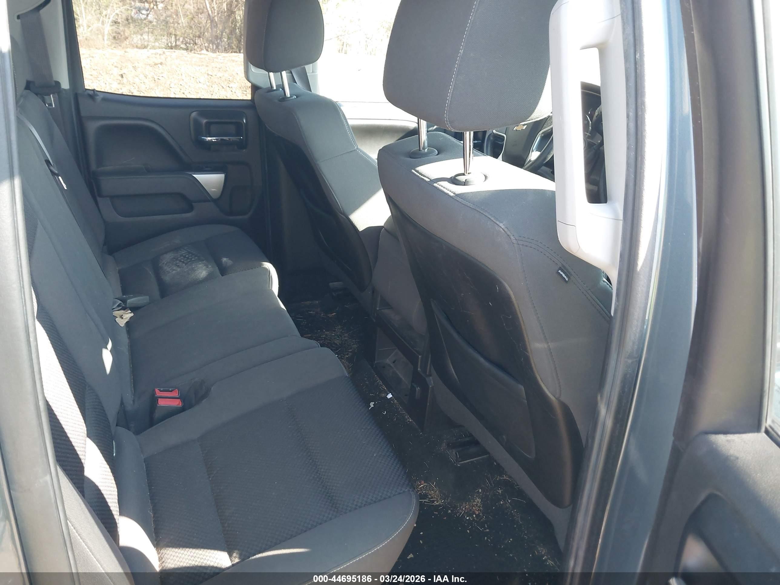 CHEVROLET SILVERADO image 8