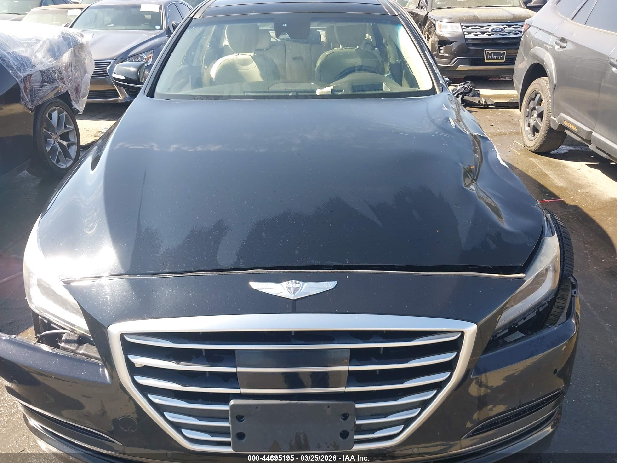 HYUNDAI GENESIS image 10
