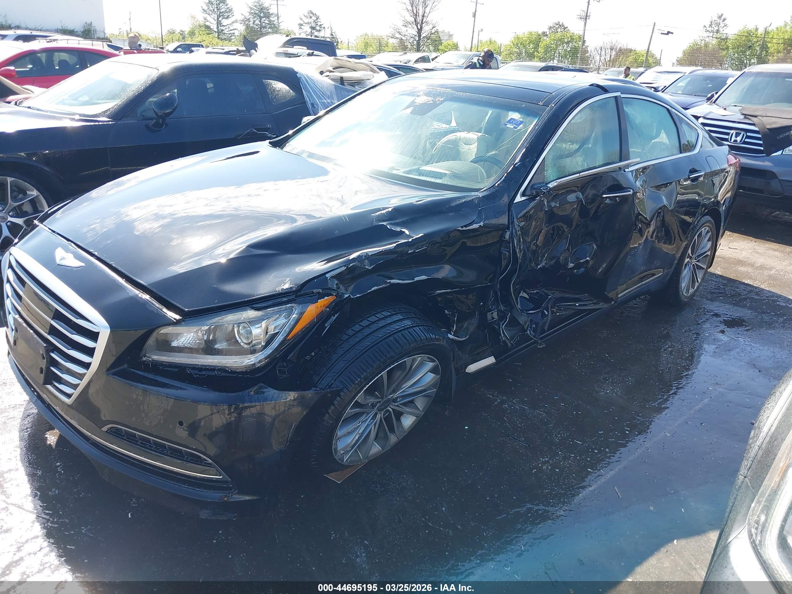 HYUNDAI GENESIS image 6