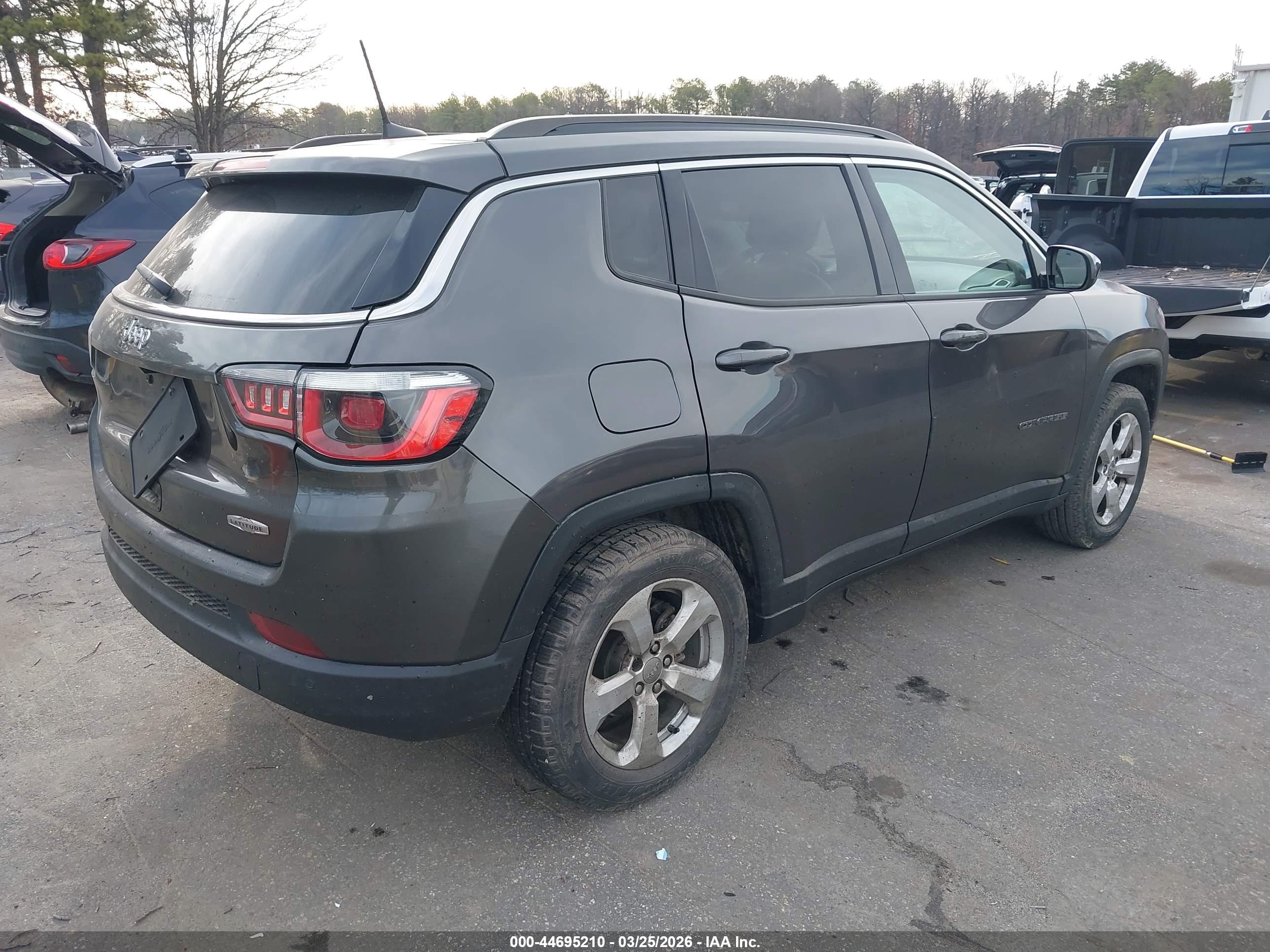 JEEP COMPASS image 4