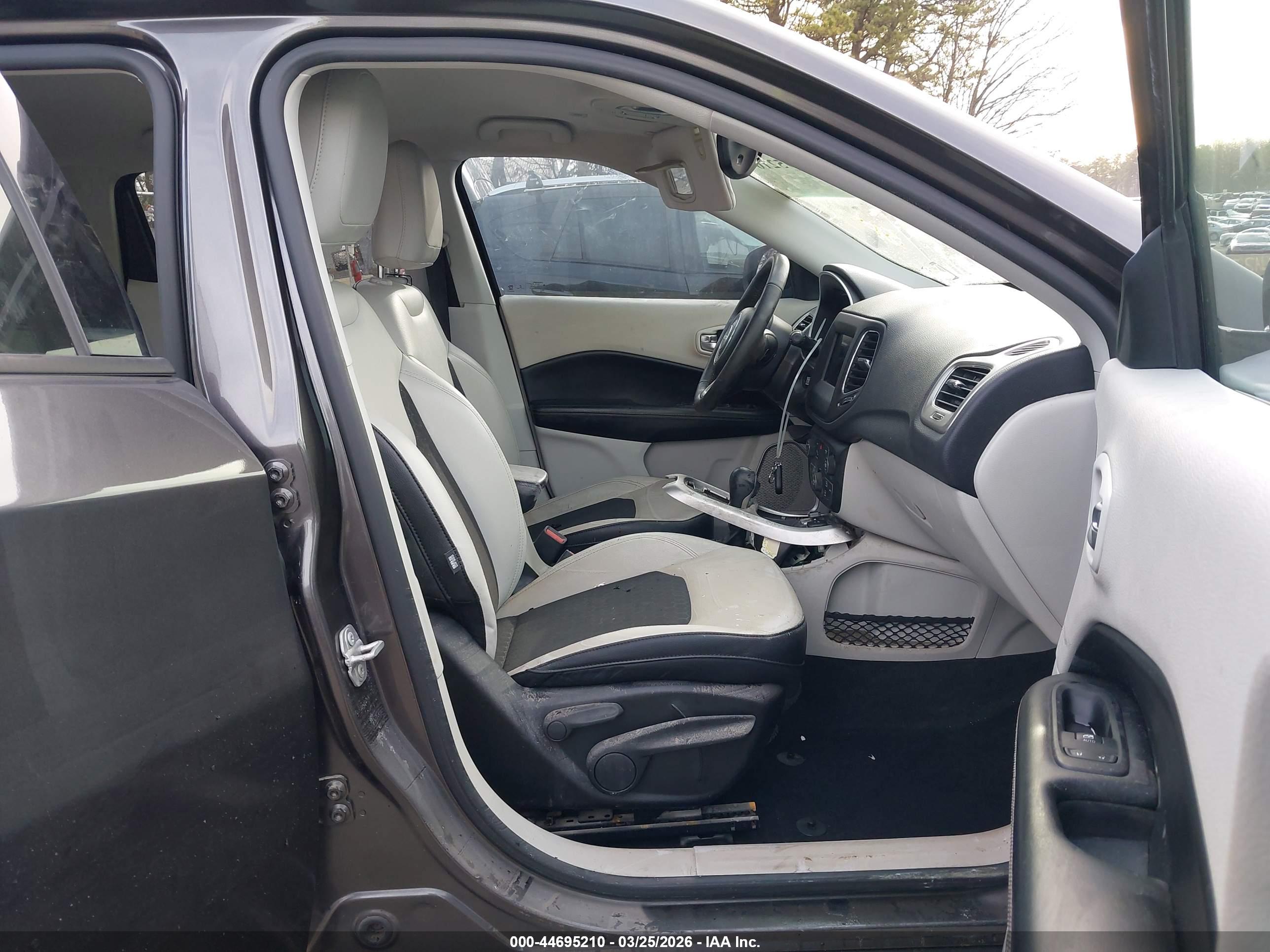 JEEP COMPASS image 5