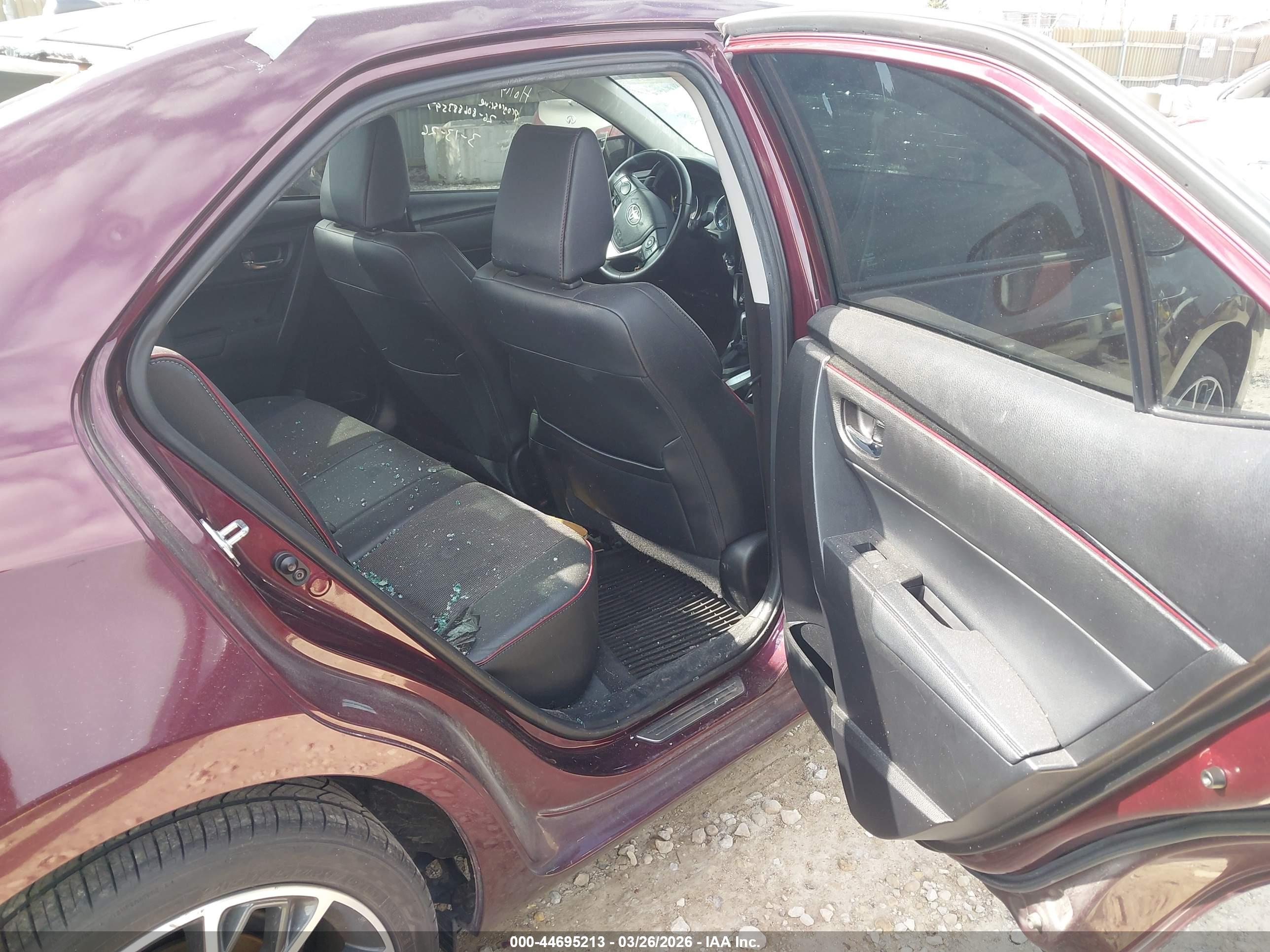 TOYOTA COROLLA image 8