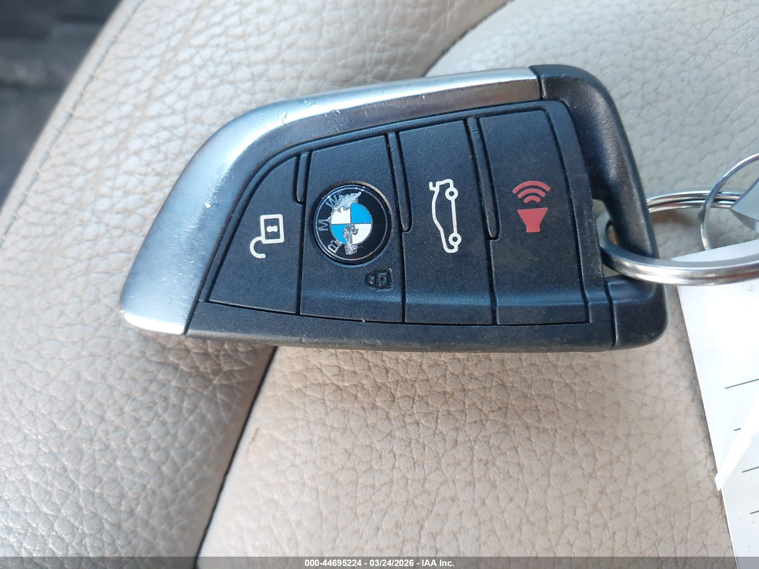 BMW X1 image 11