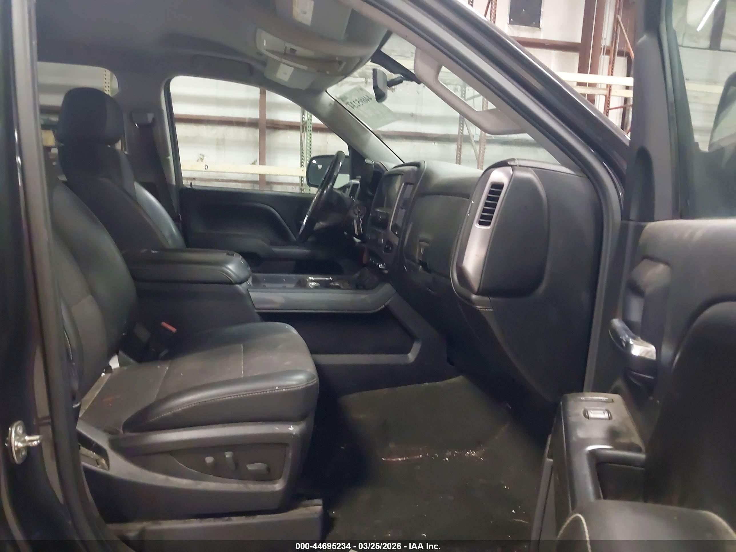 GMC SIERRA image 5