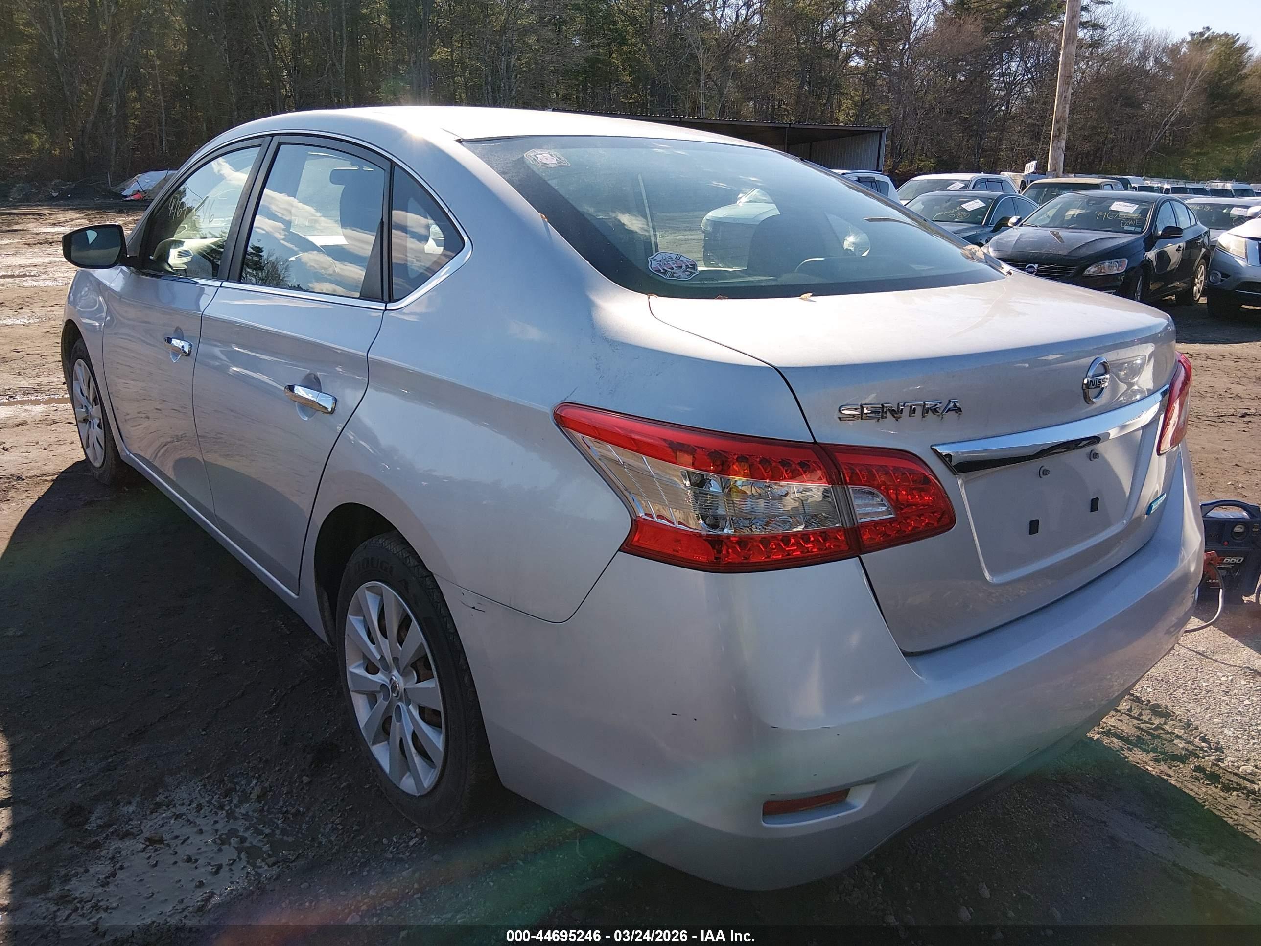 NISSAN SENTRA image 3