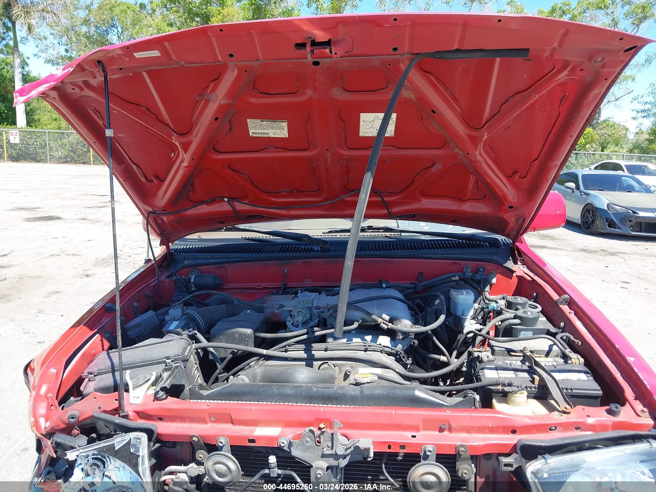 TOYOTA 4RUNNER image 10