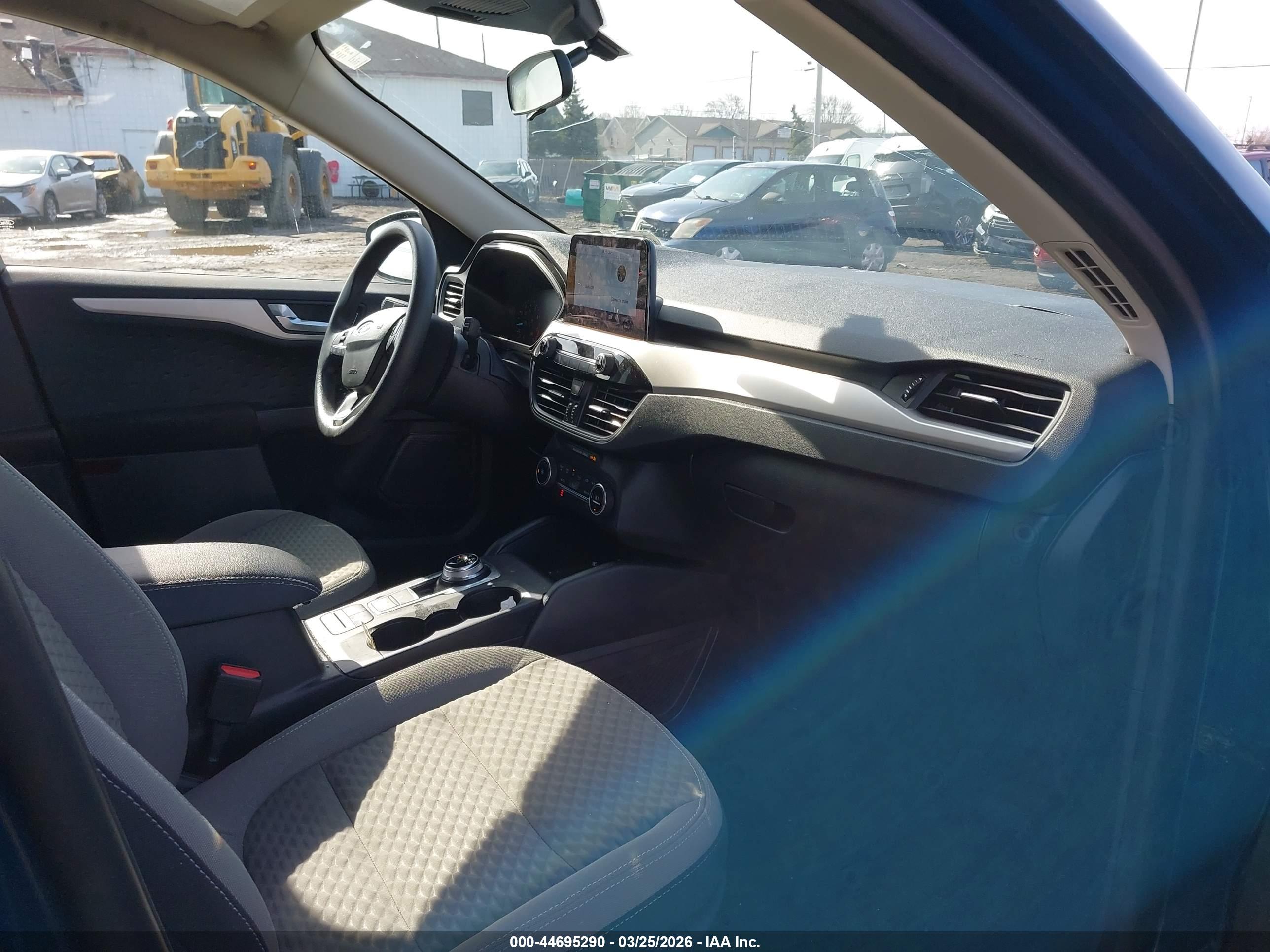 FORD ESCAPE image 5