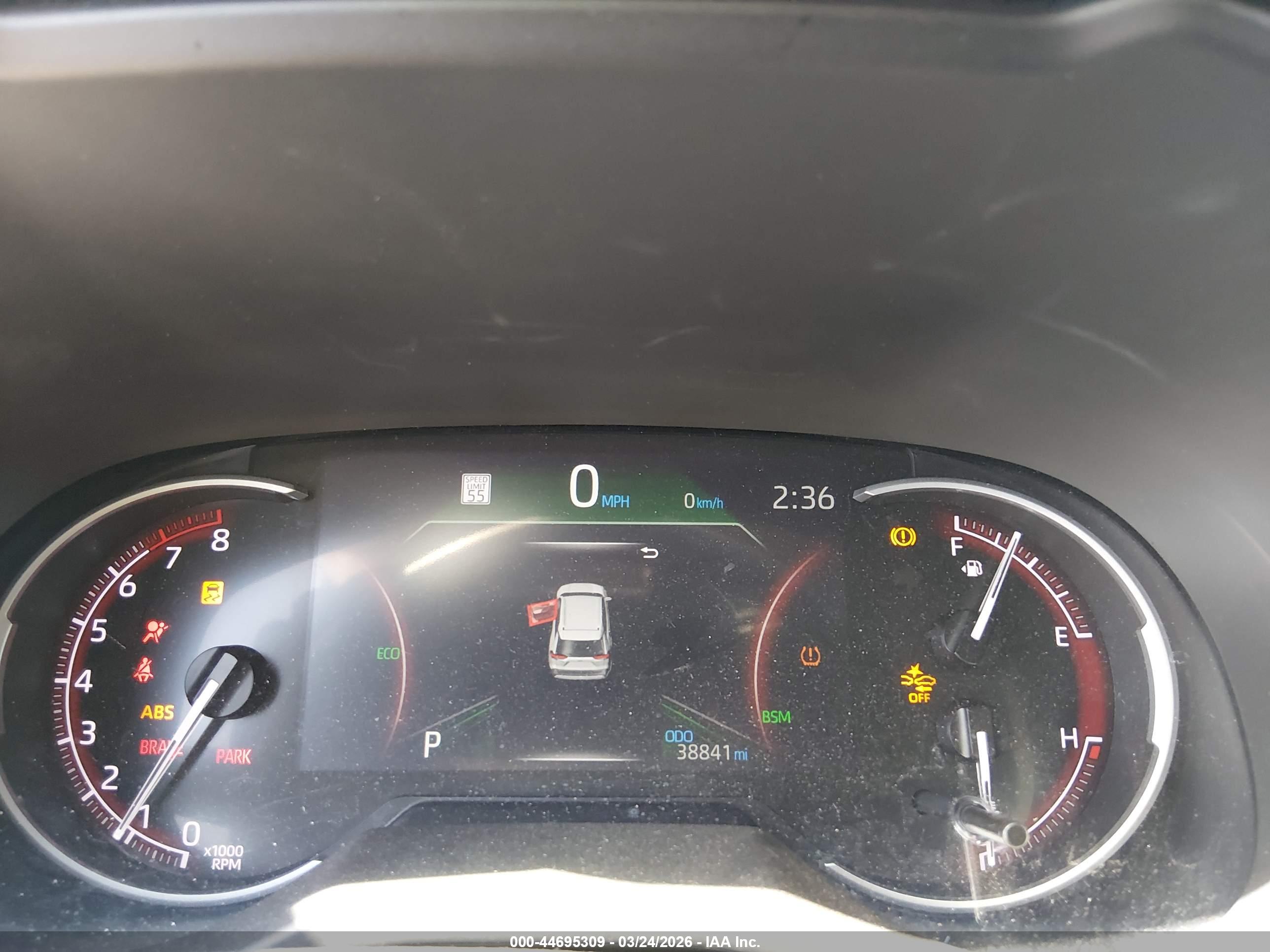 TOYOTA RAV4 image 7