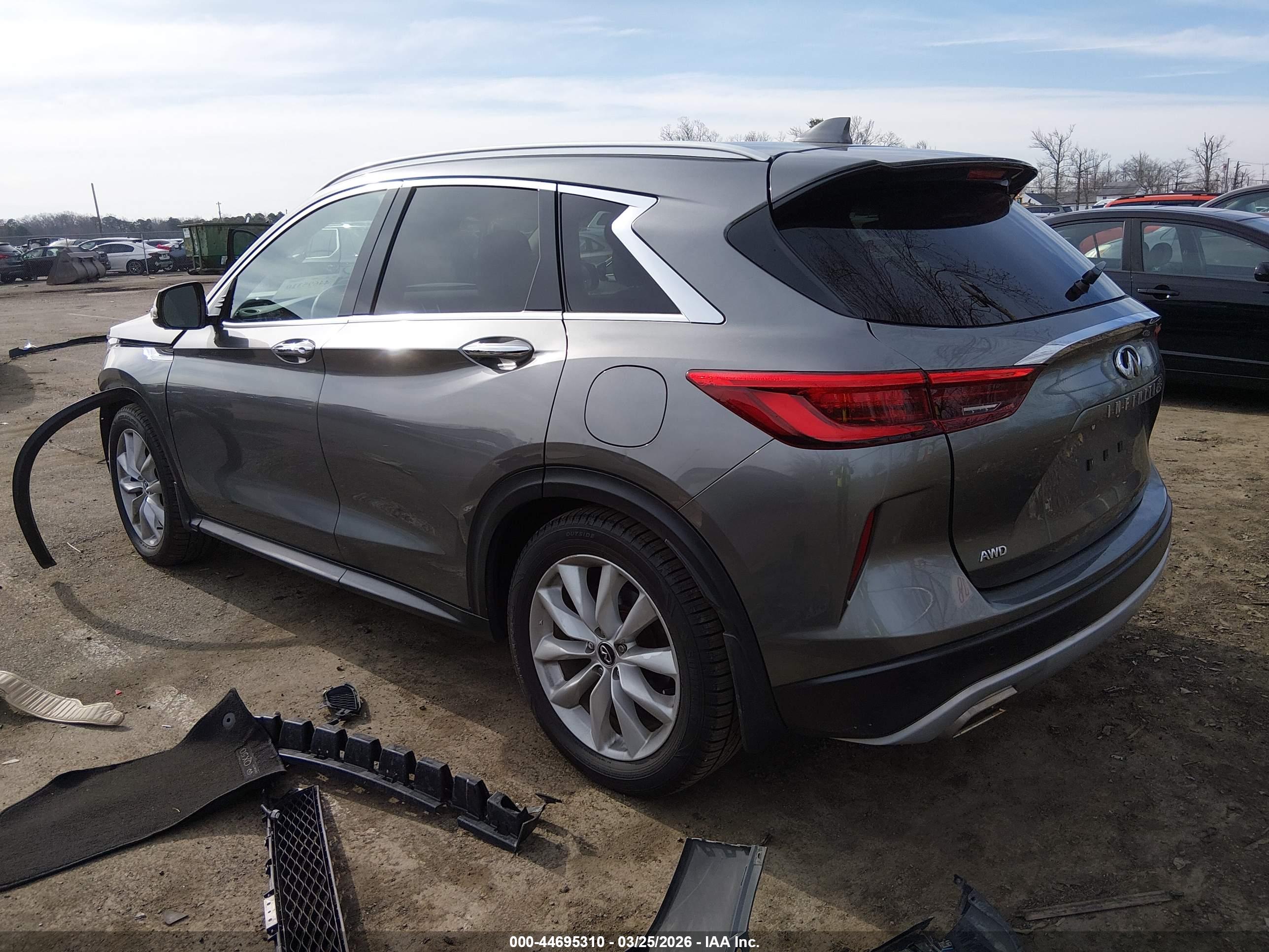 INFINITI QX50 image 3