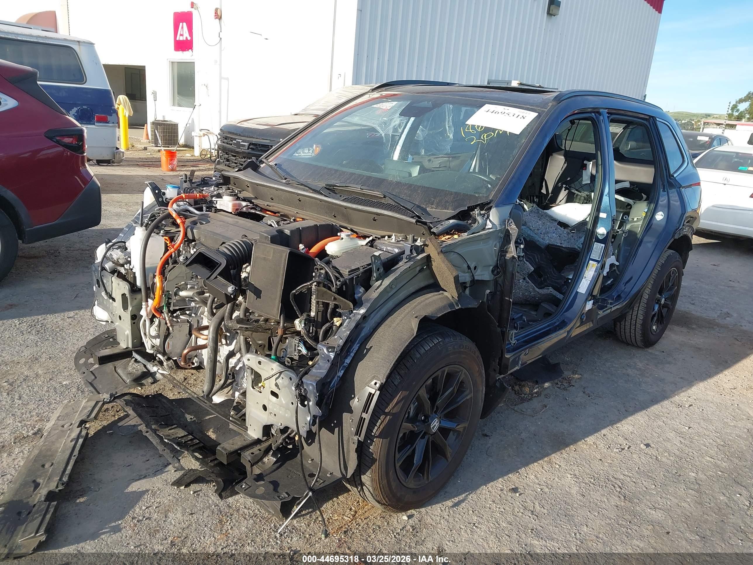 HONDA CR-V image 2