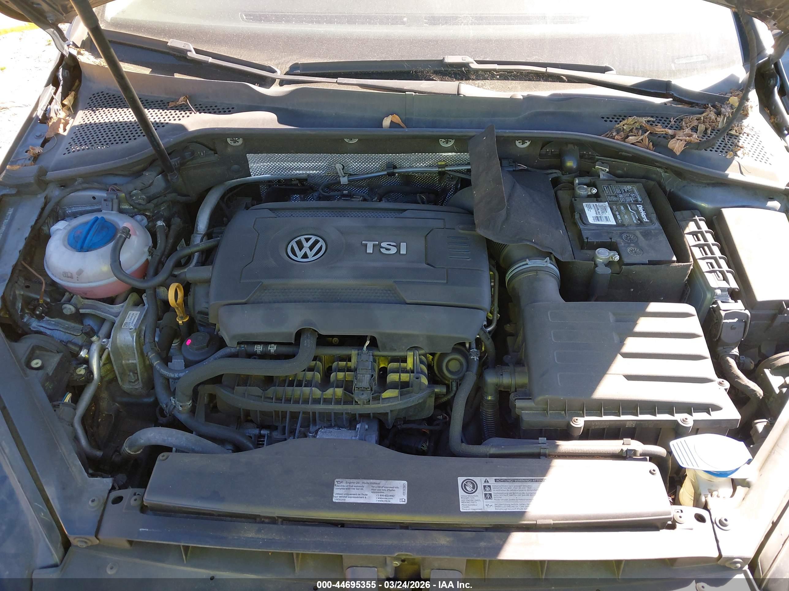 VOLKSWAGEN GOLF image 10
