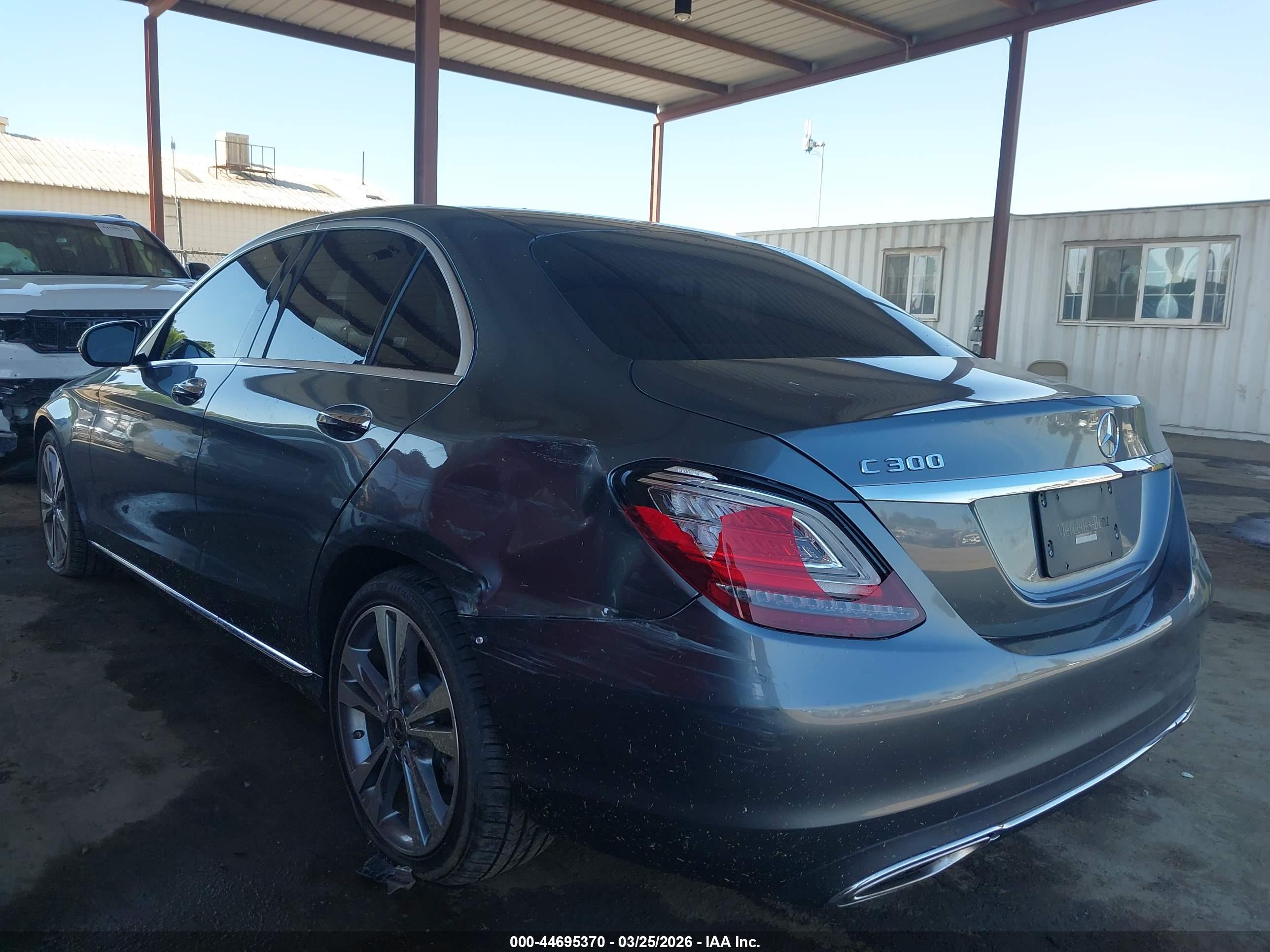 MERCEDES-BENZ C image 3
