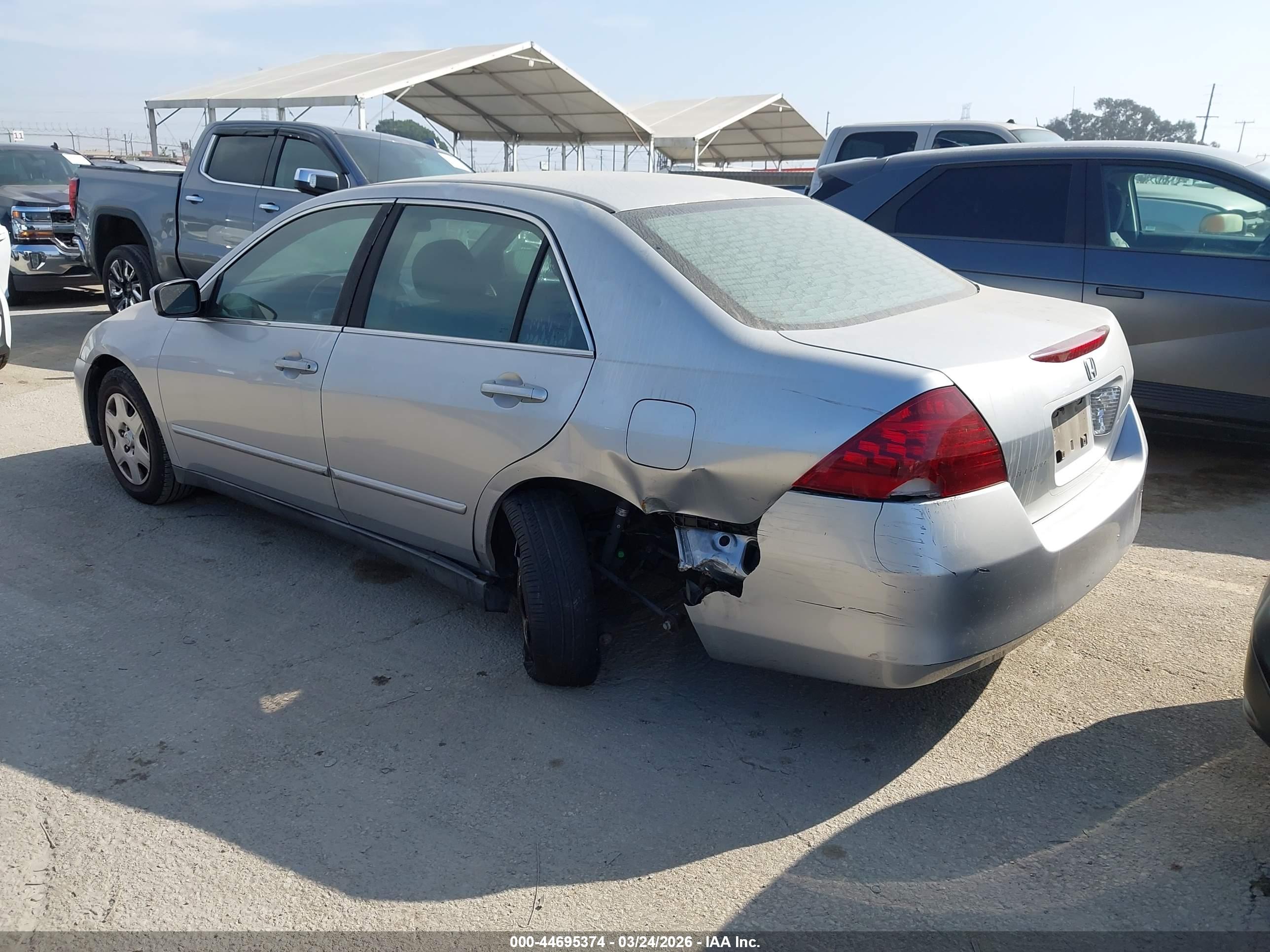 HONDA ACCORD image 3