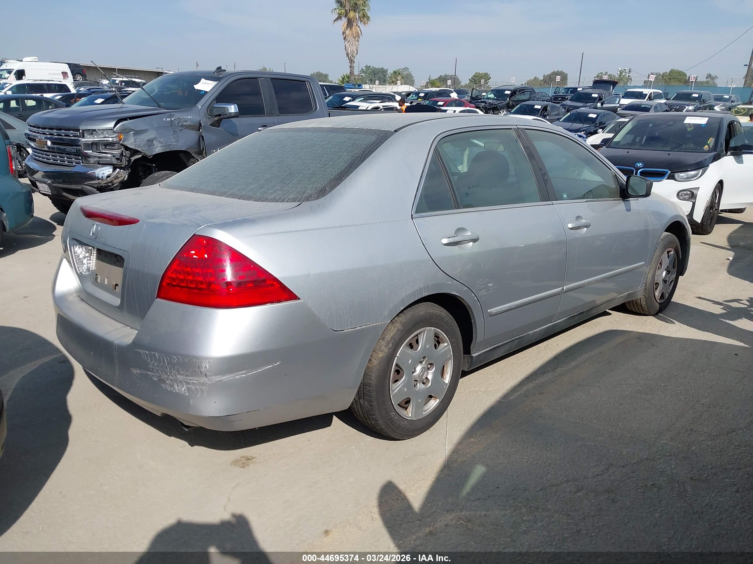 HONDA ACCORD image 4
