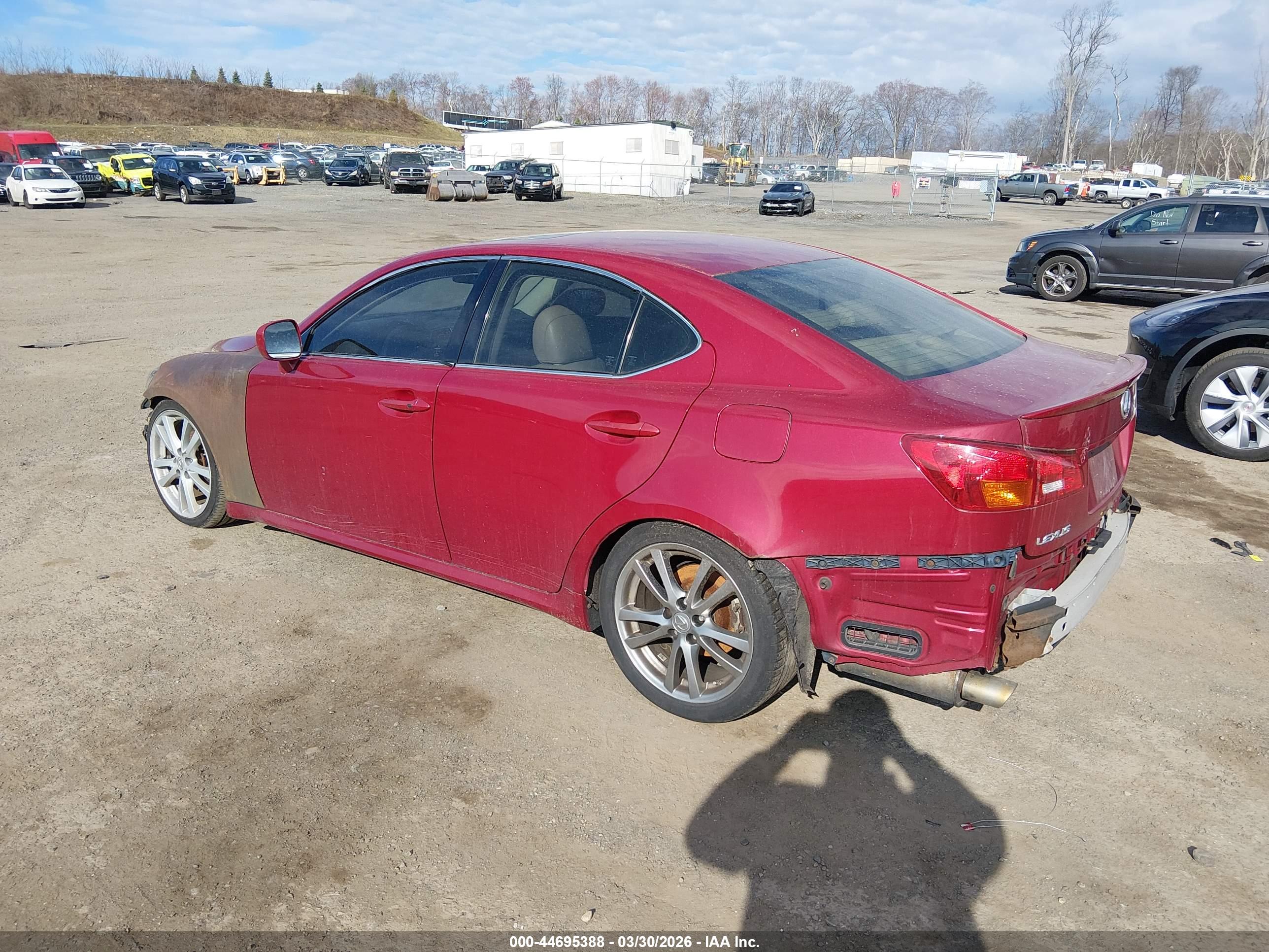 LEXUS IS image 3