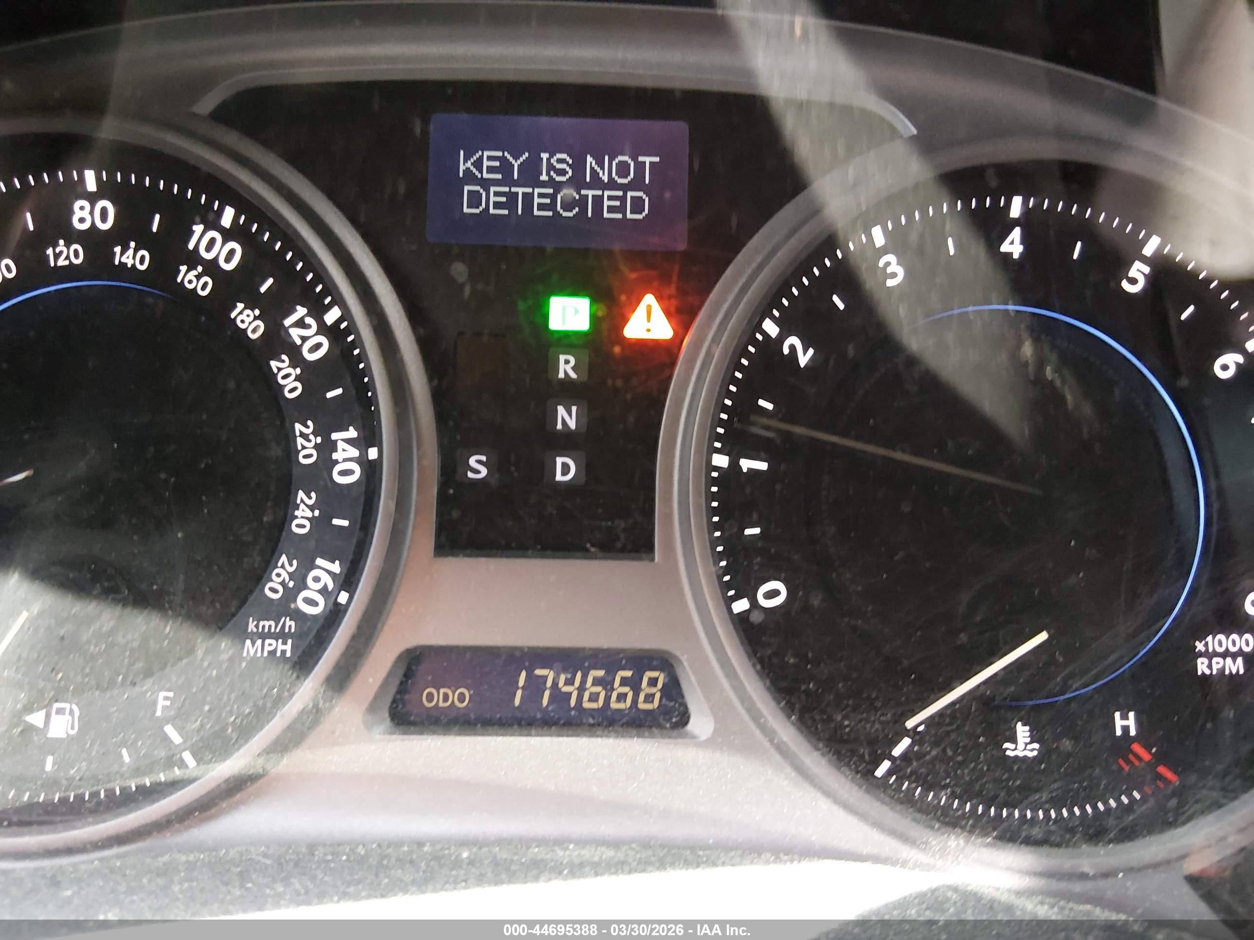 LEXUS IS image 7