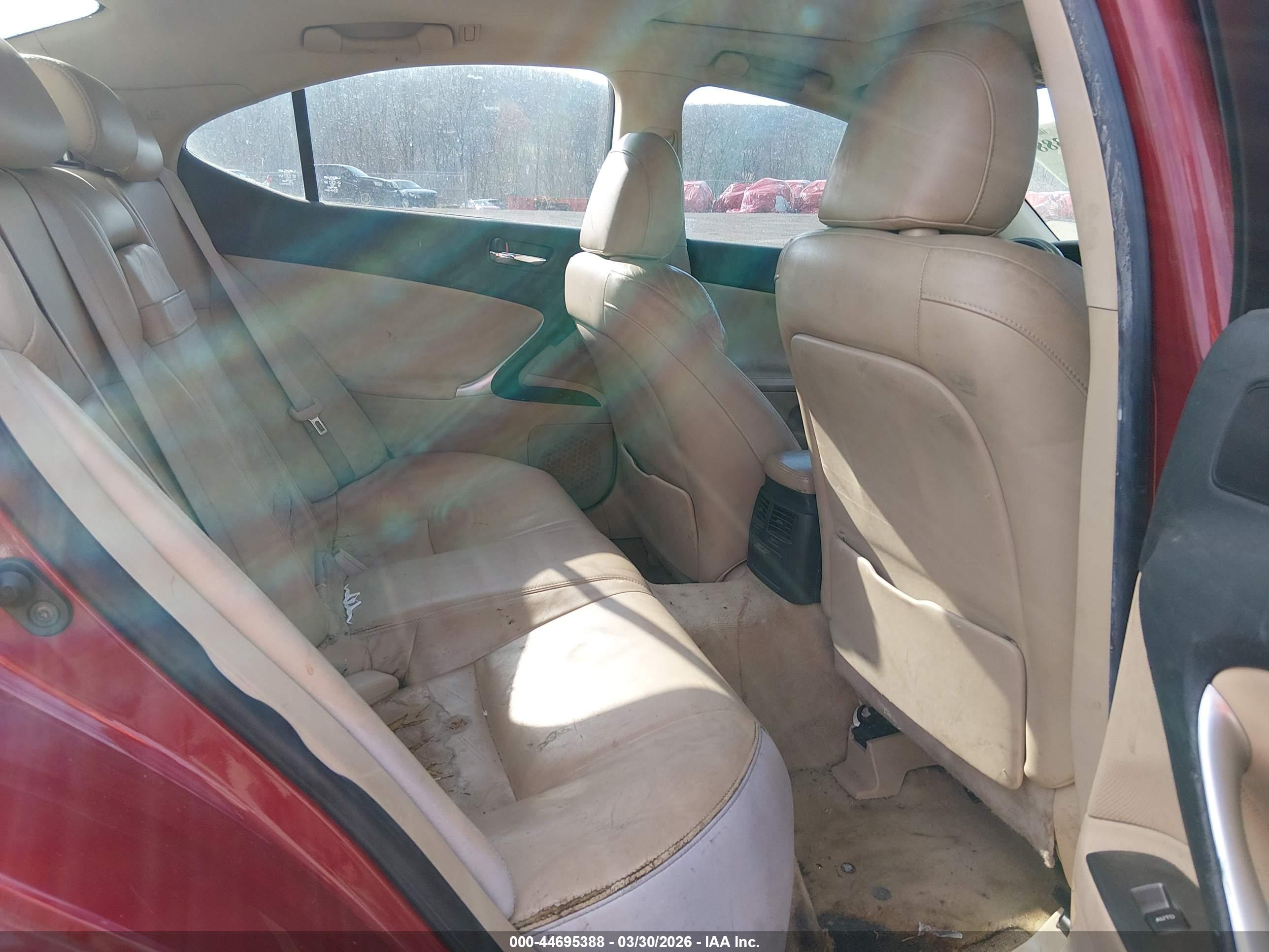 LEXUS IS image 8