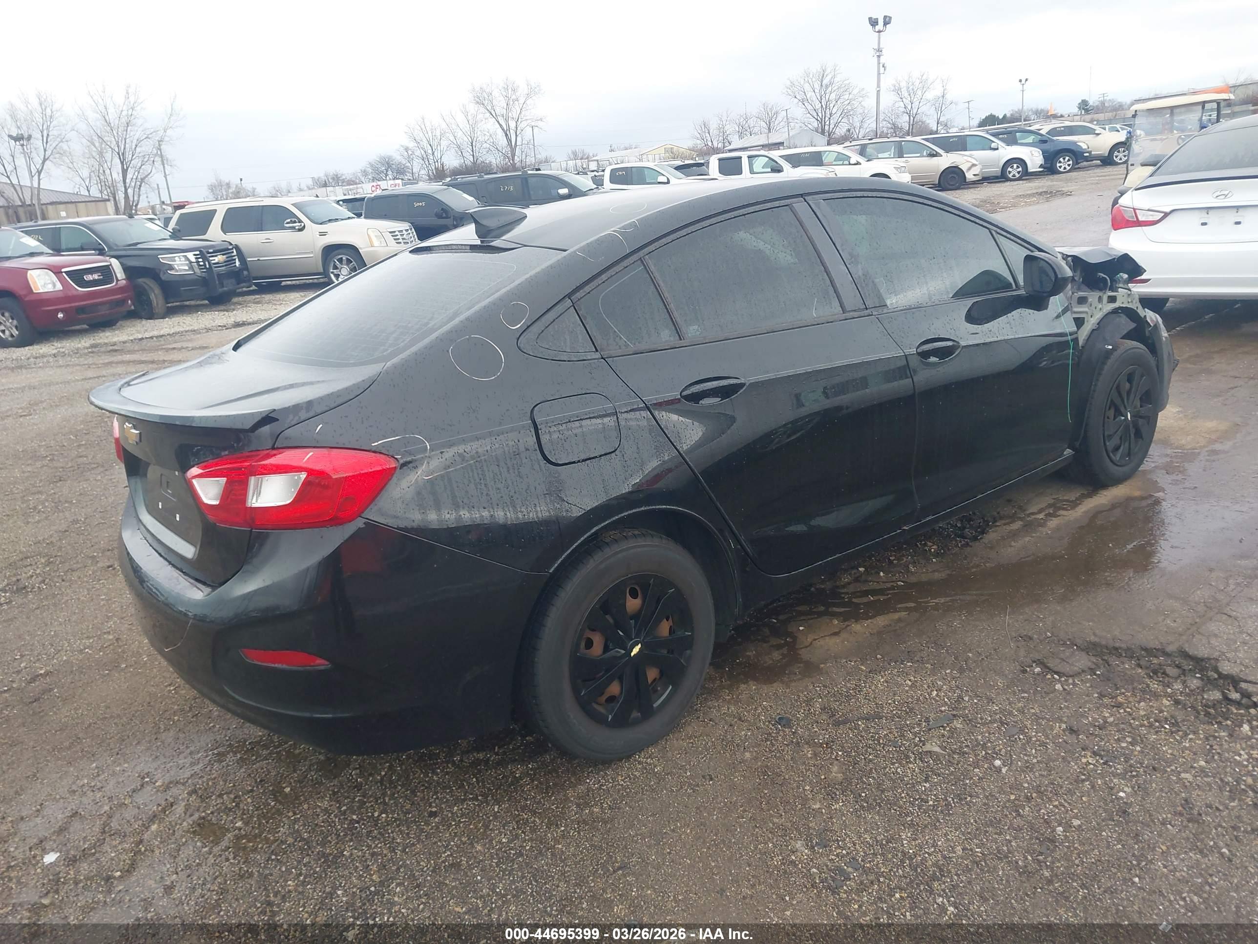 CHEVROLET CRUZE image 4