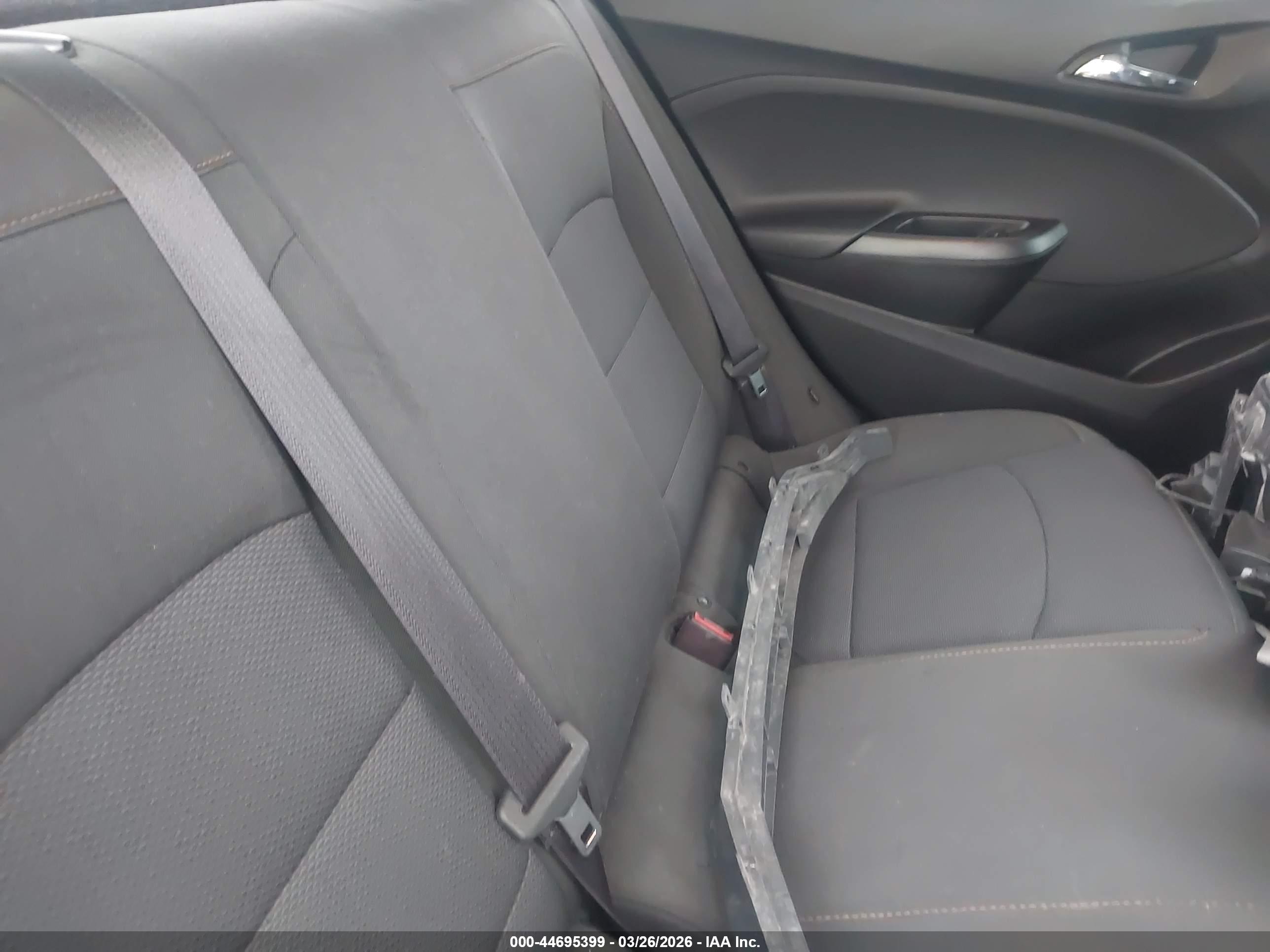 CHEVROLET CRUZE image 8