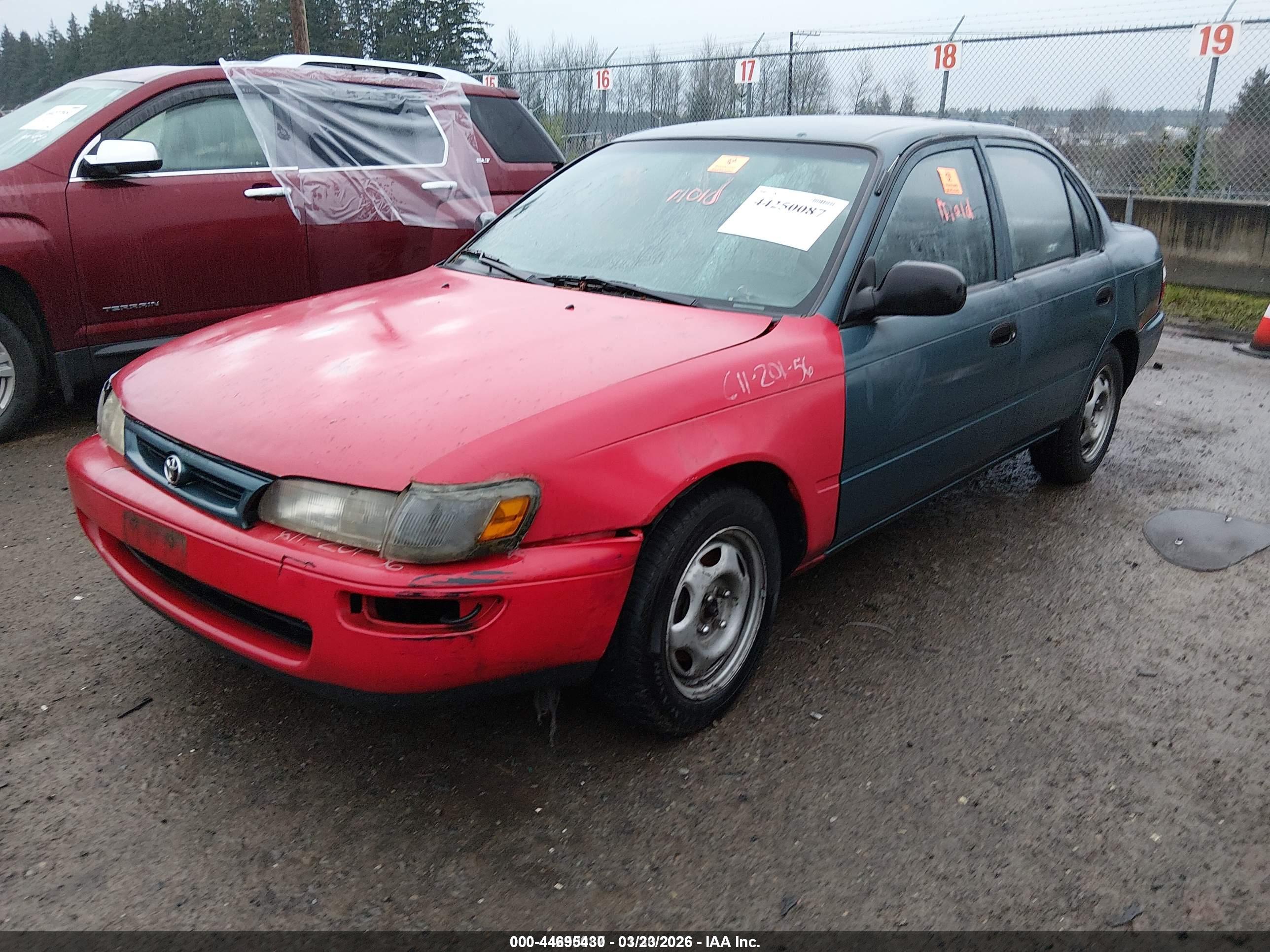 TOYOTA COROLLA image 2