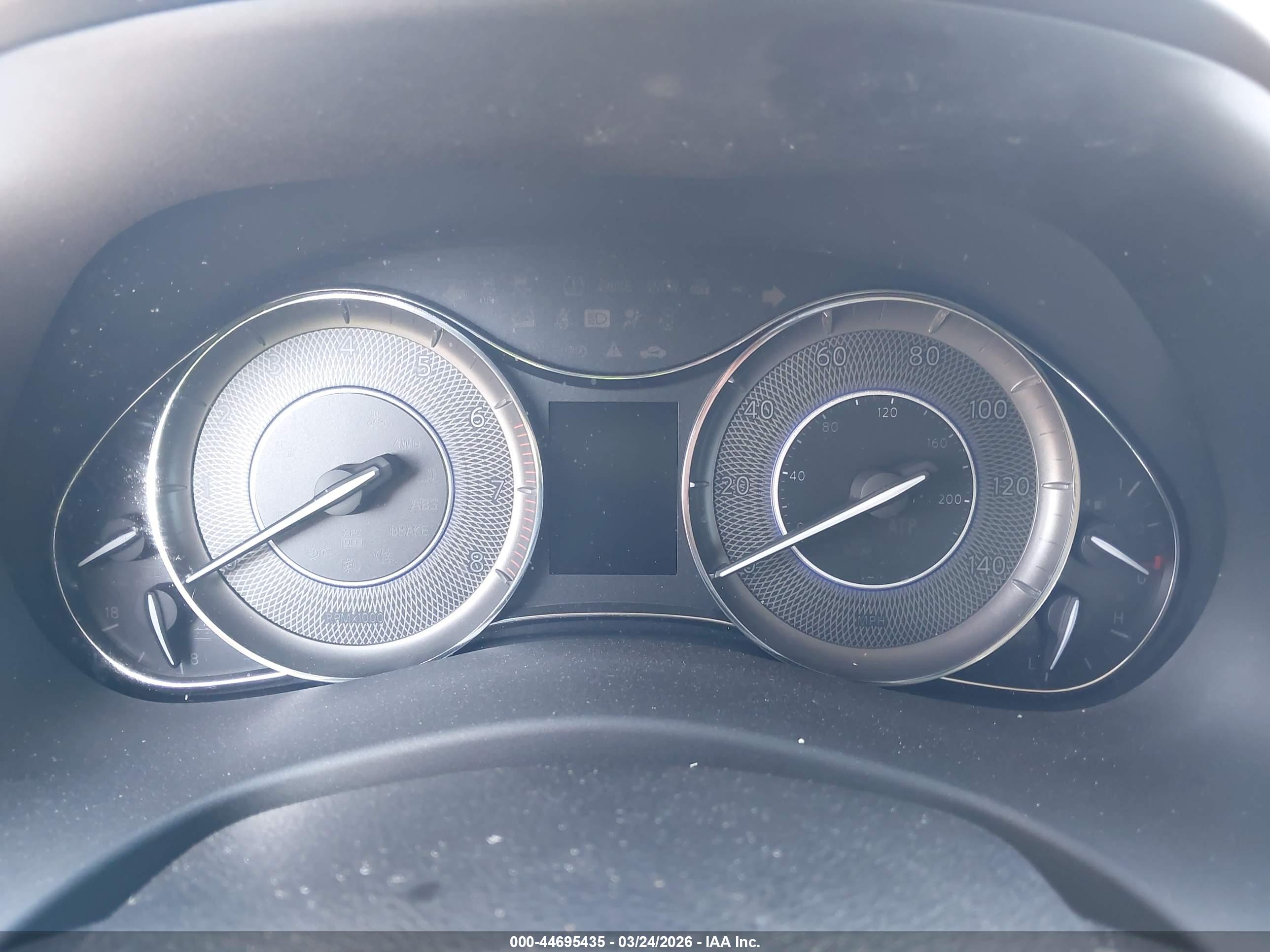INFINITI QX80 image 7