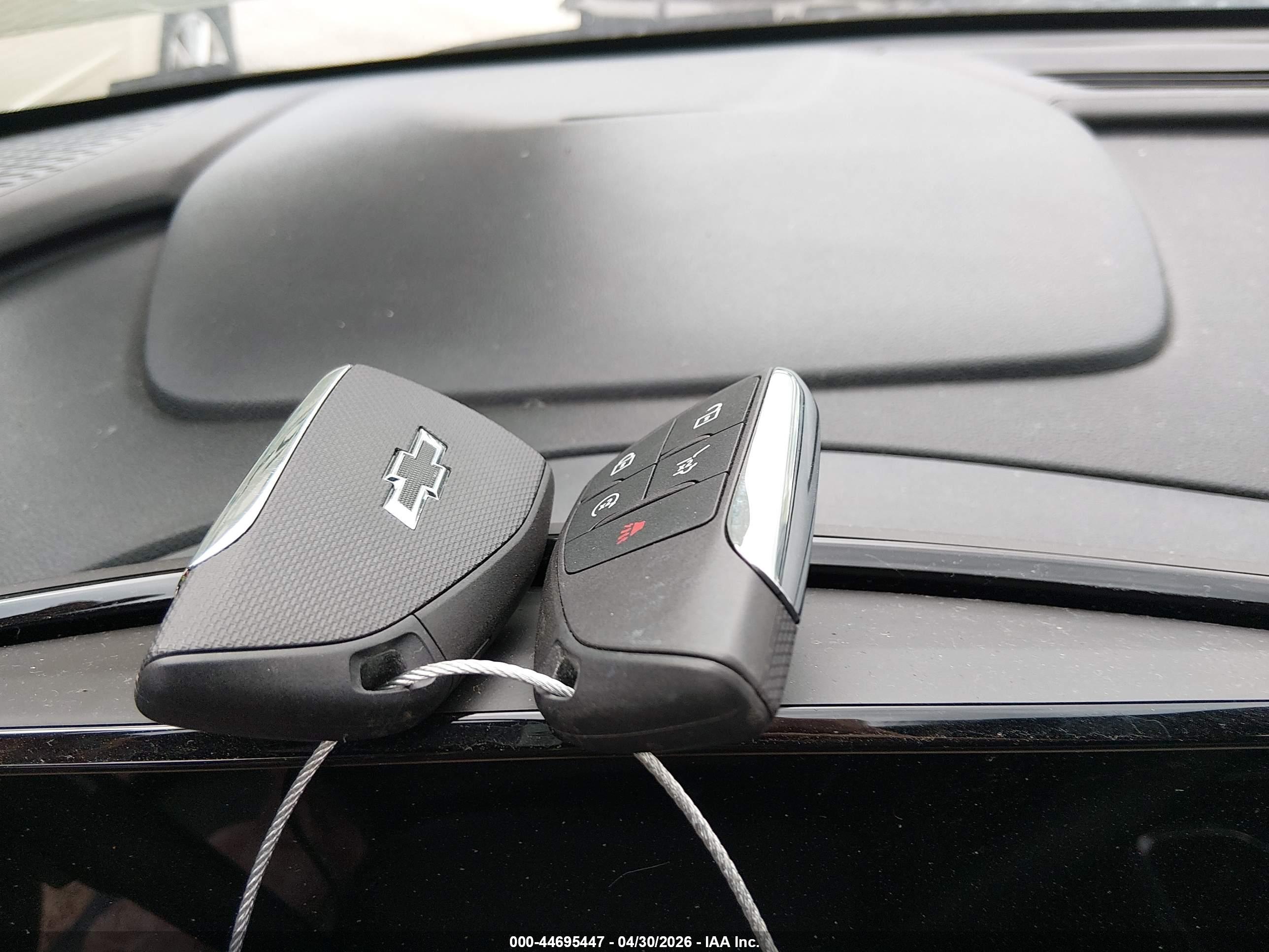 CHEVROLET TRAVERSE image 11