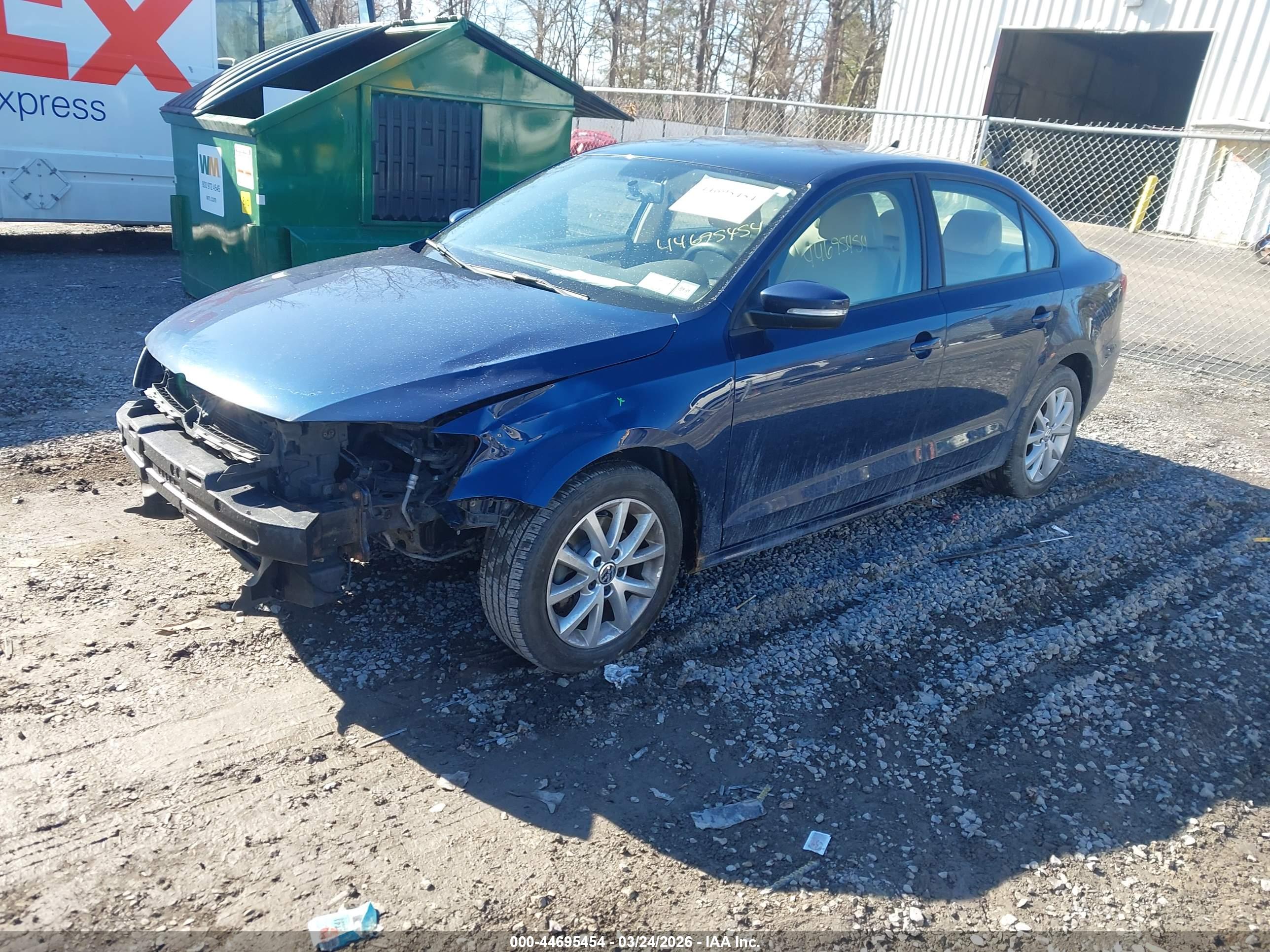 VOLKSWAGEN JETTA image 2