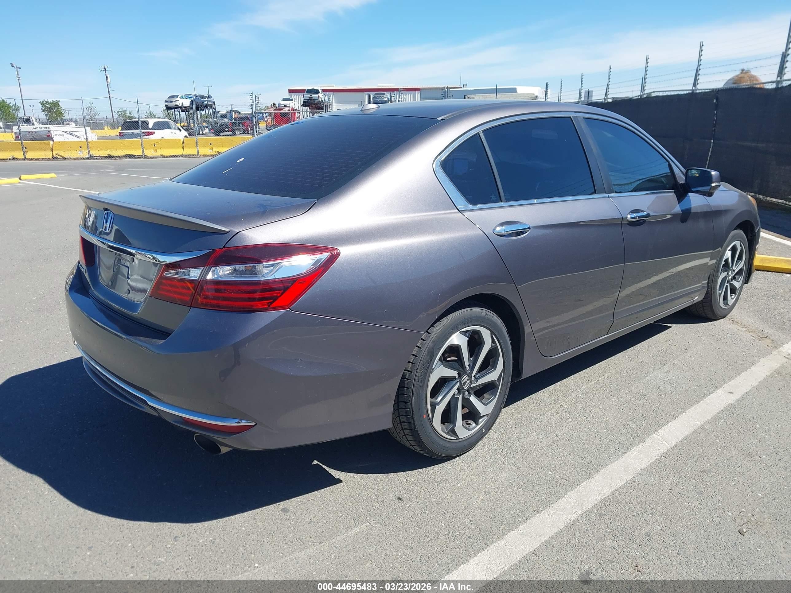 HONDA ACCORD image 4
