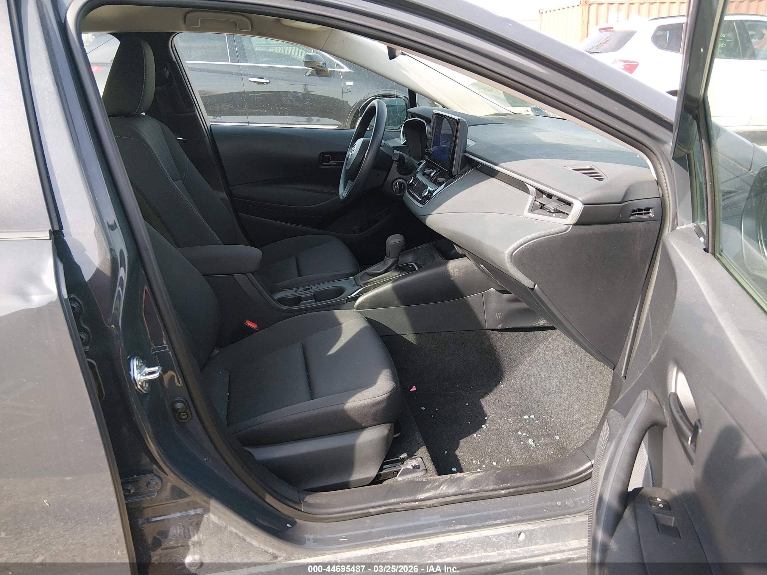 TOYOTA COROLLA image 5