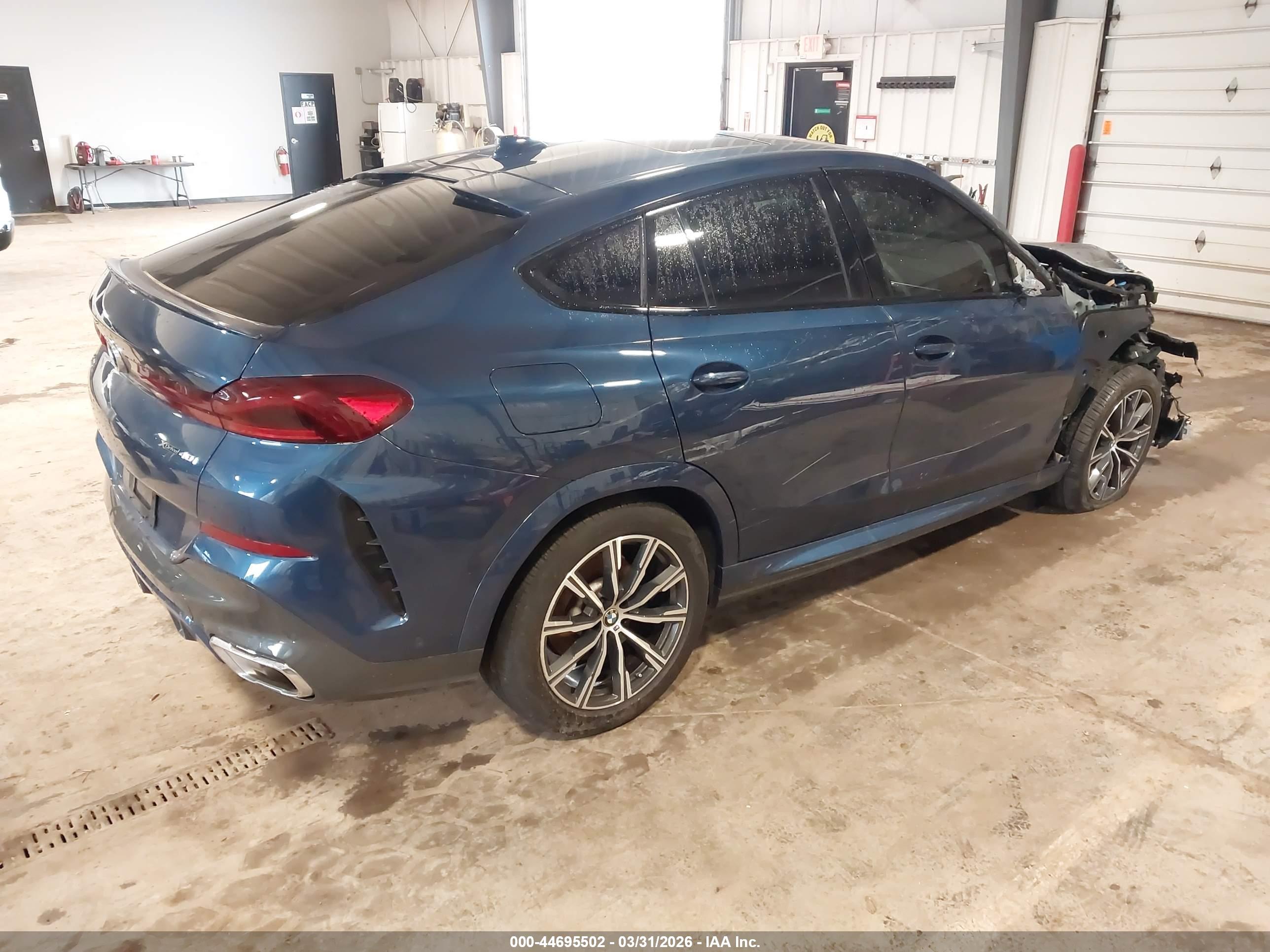 BMW X6 image 4