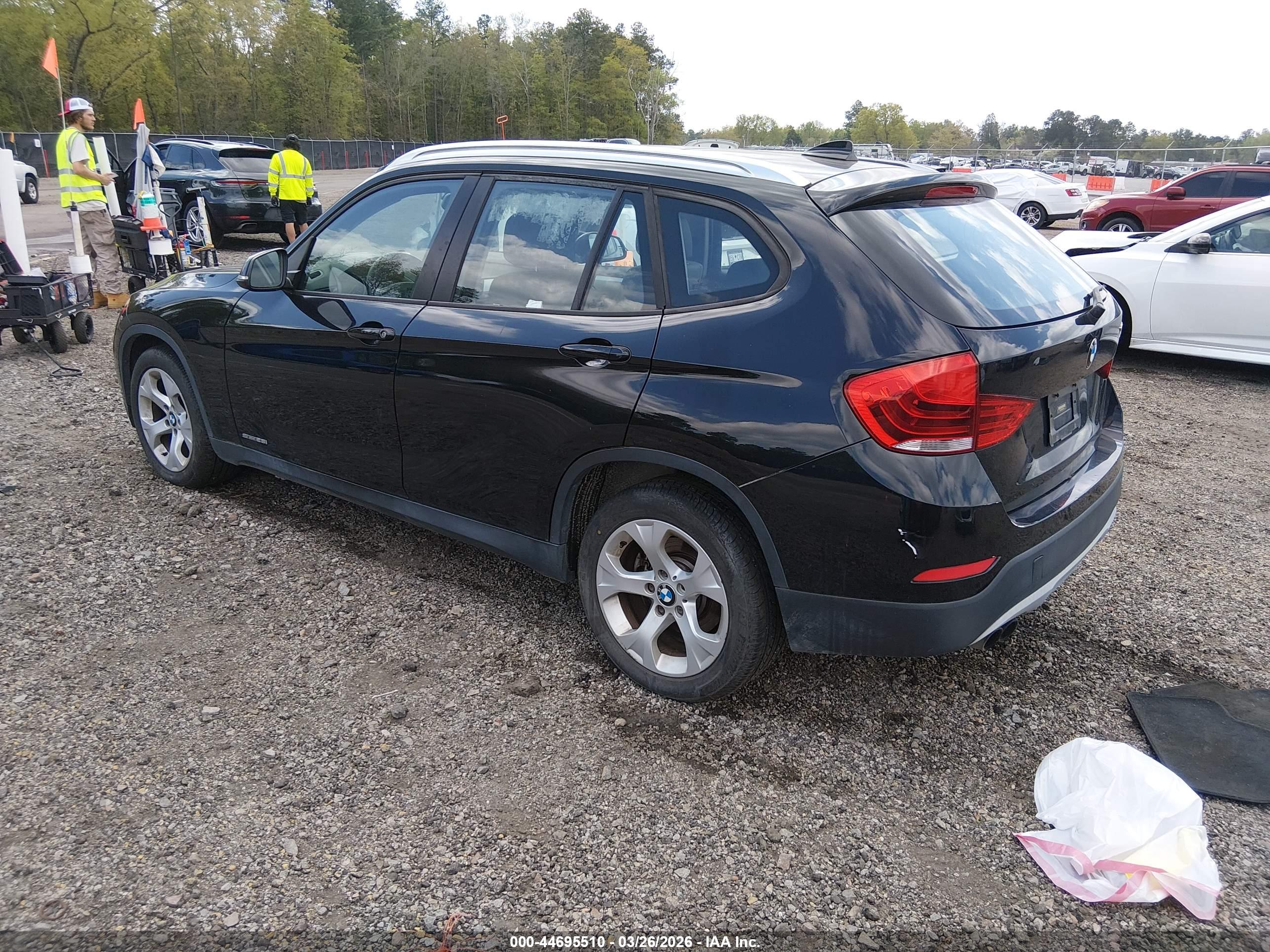 BMW X1 image 3