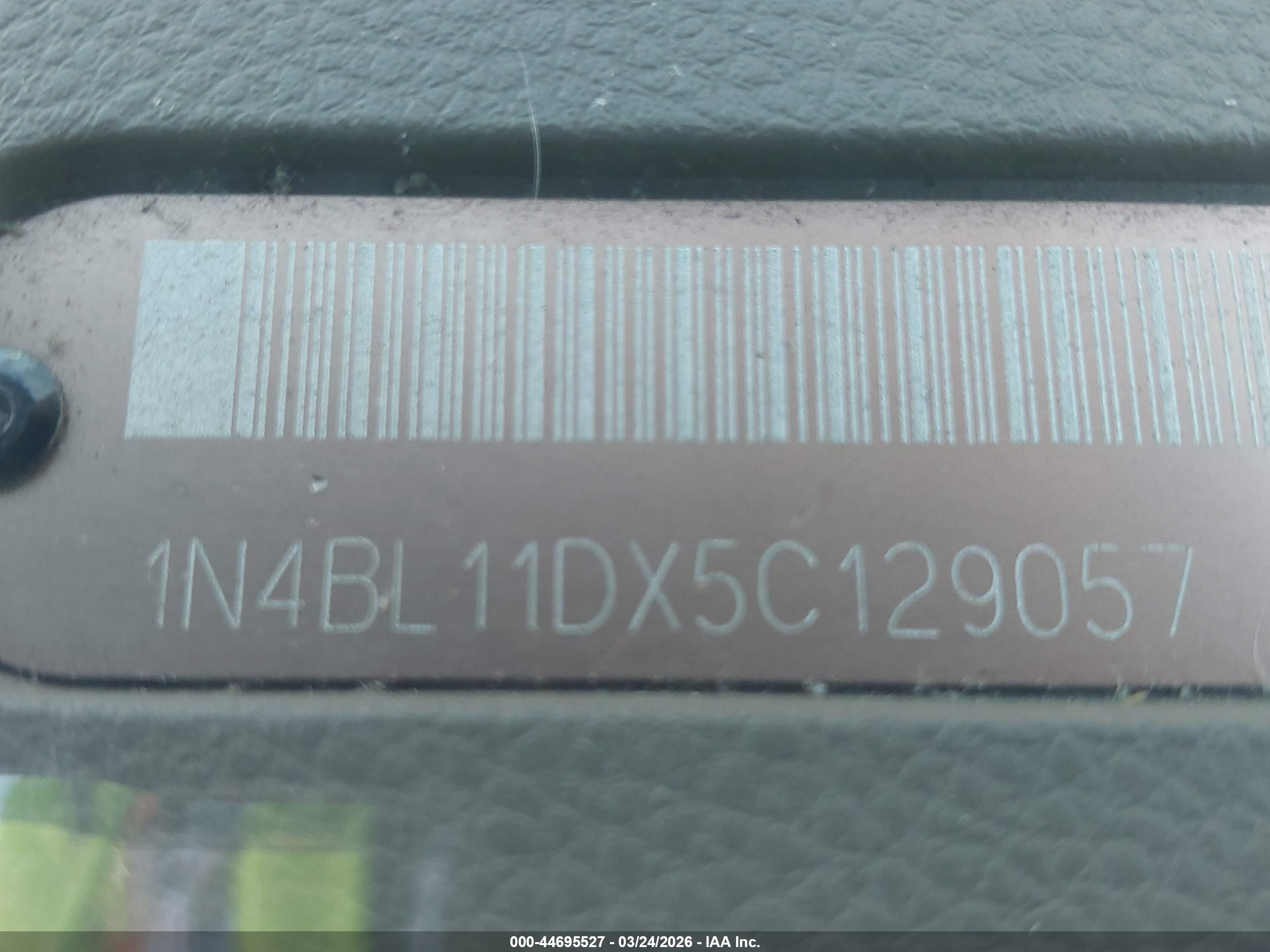 NISSAN ALTIMA image 9