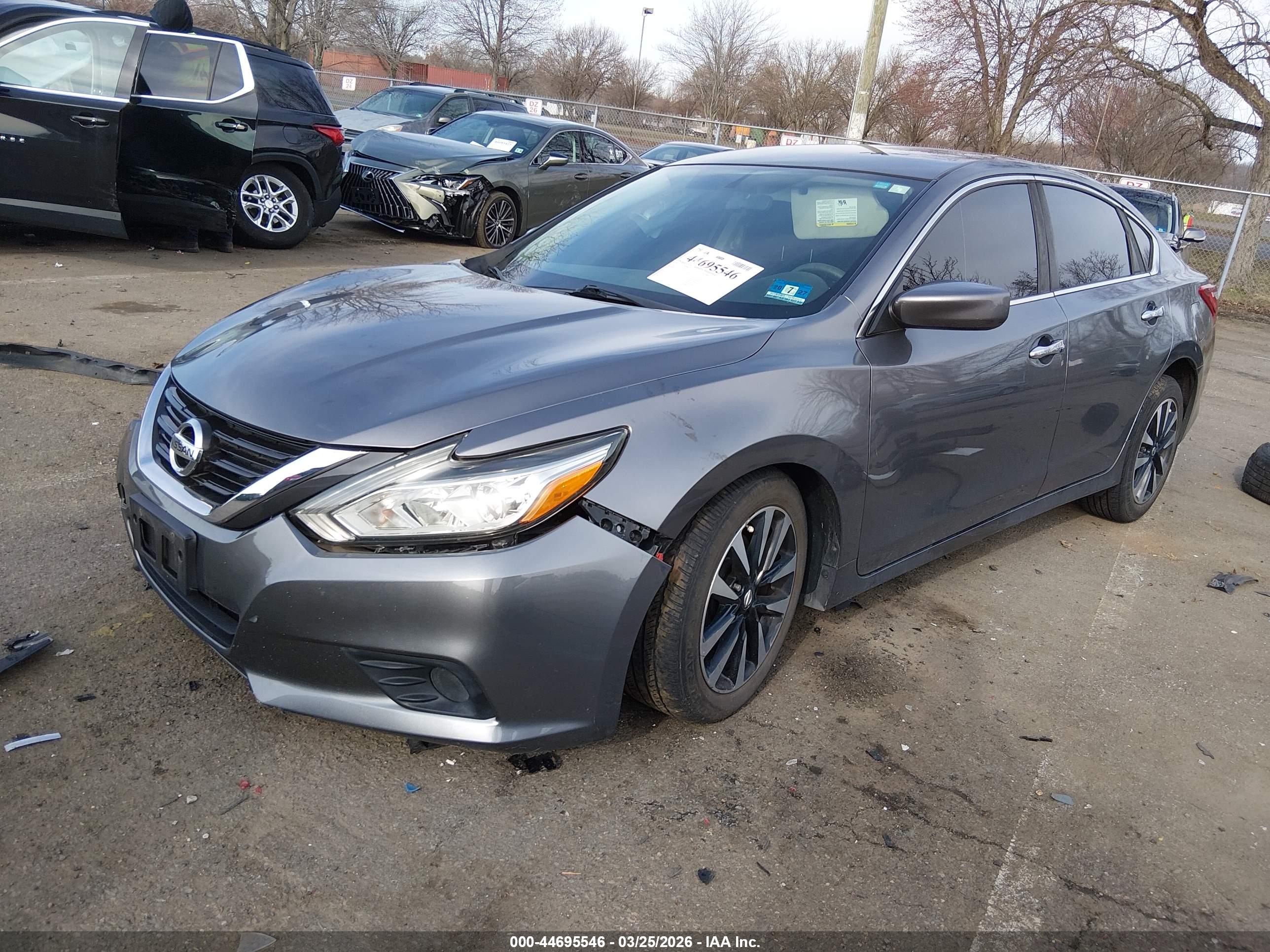 NISSAN ALTIMA image 2