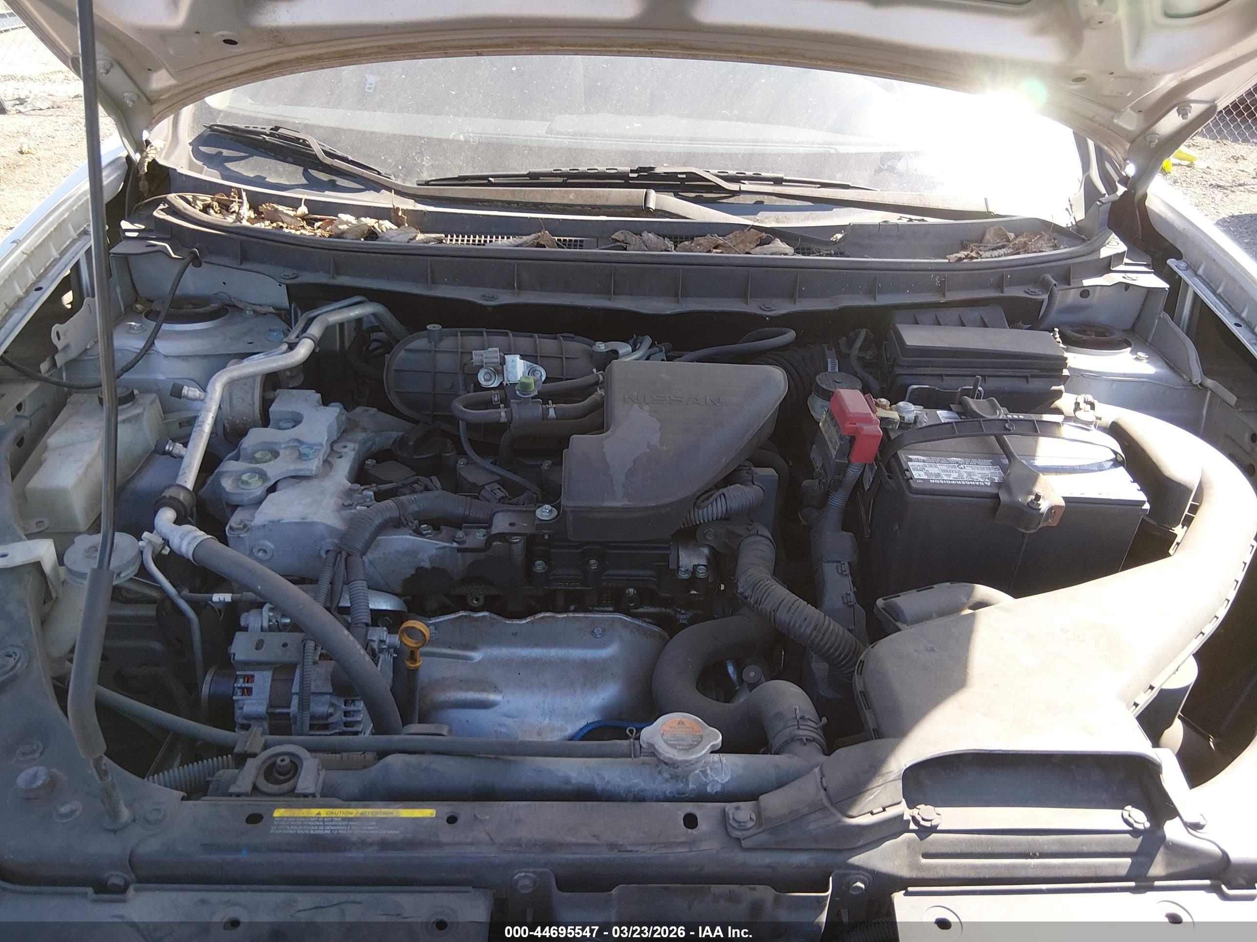 NISSAN ROGUE image 10