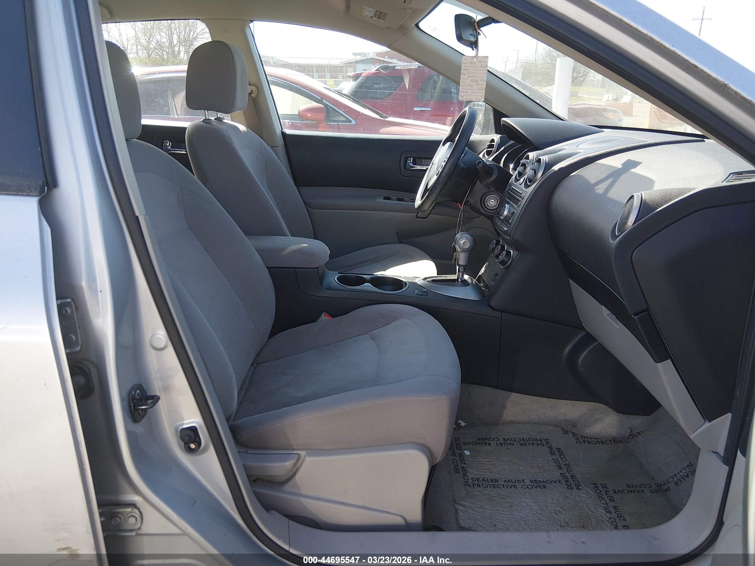 NISSAN ROGUE image 5