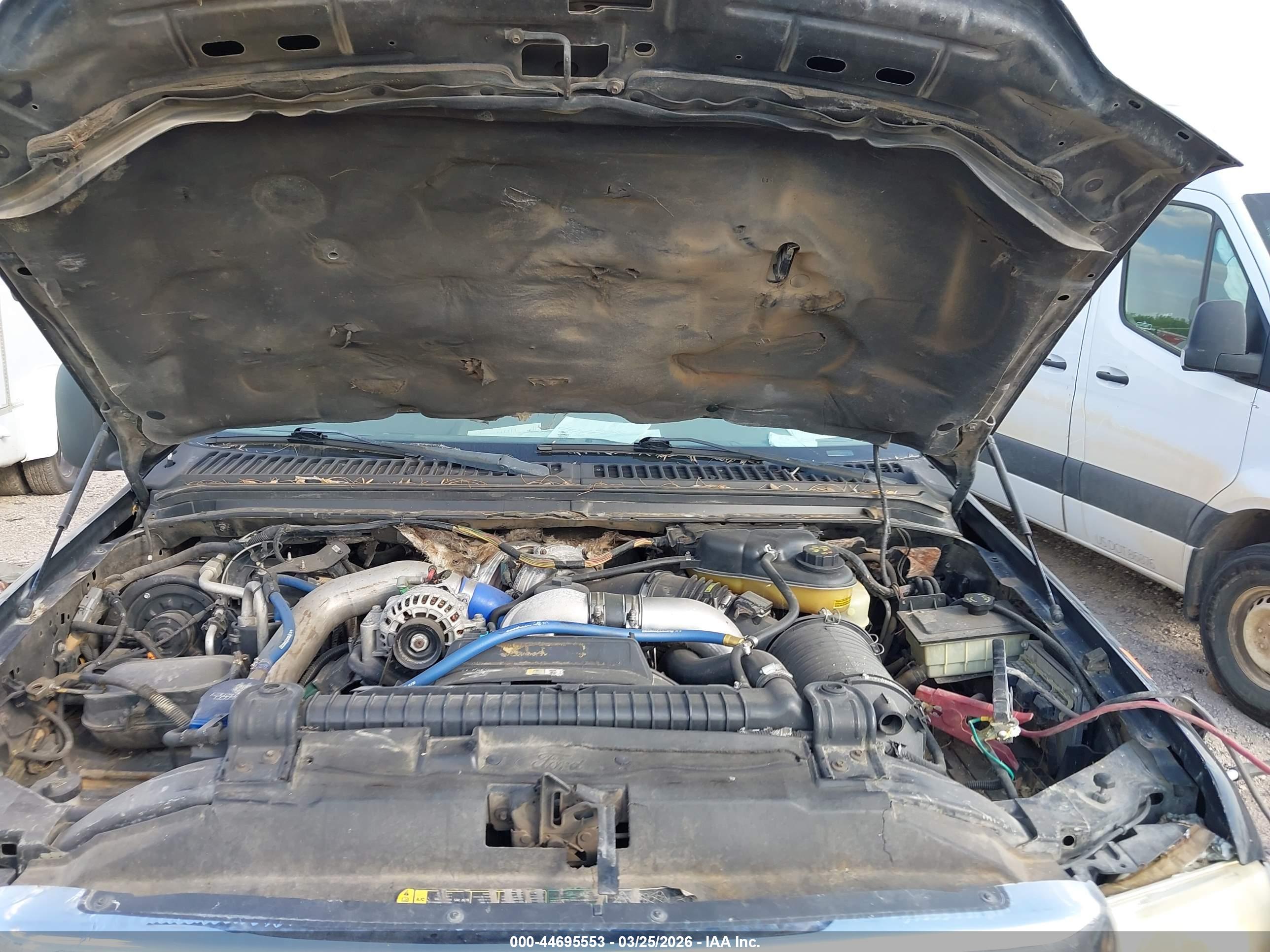 FORD F-450 image 10