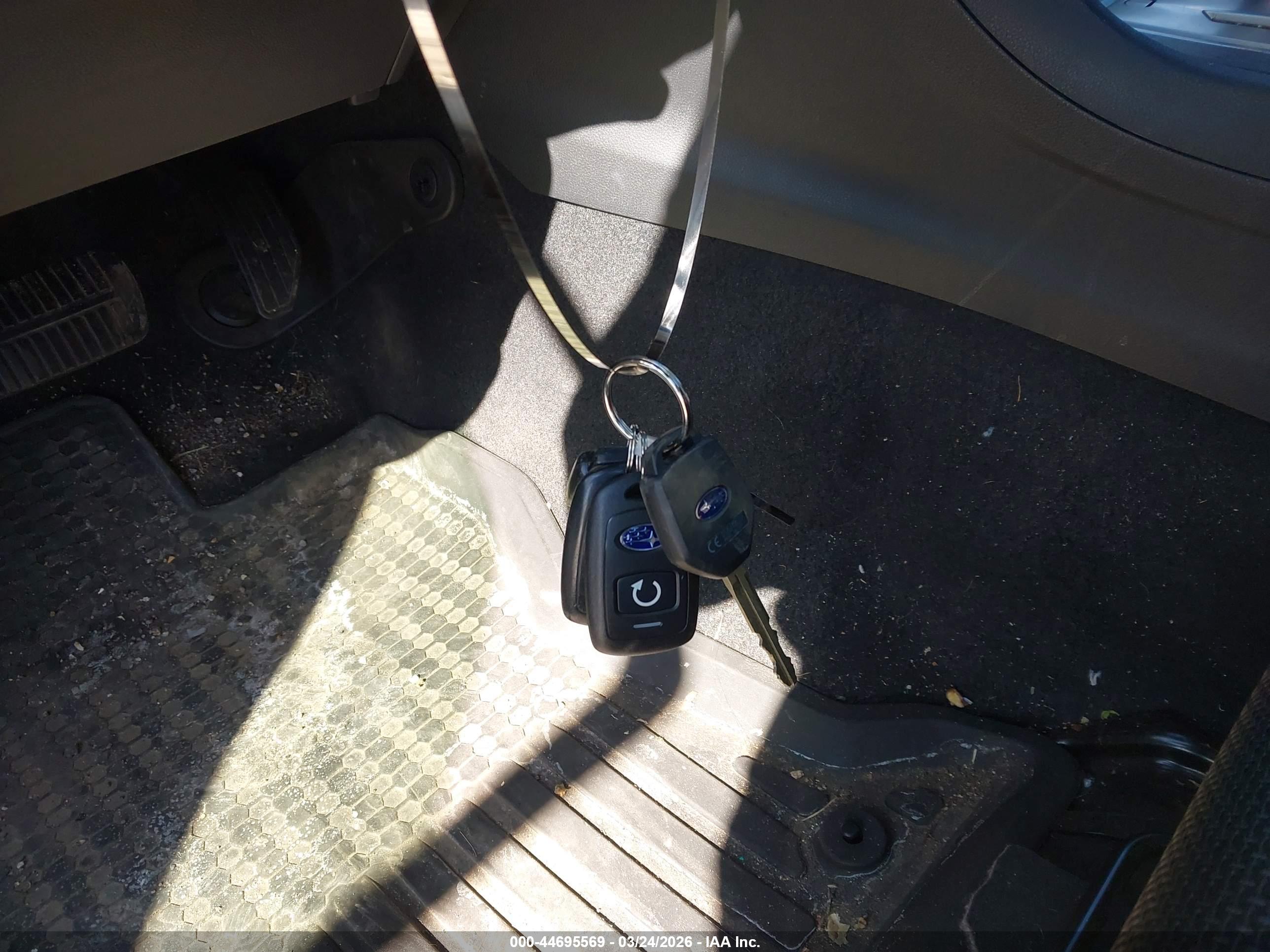 SUBARU CROSSTREK image 11