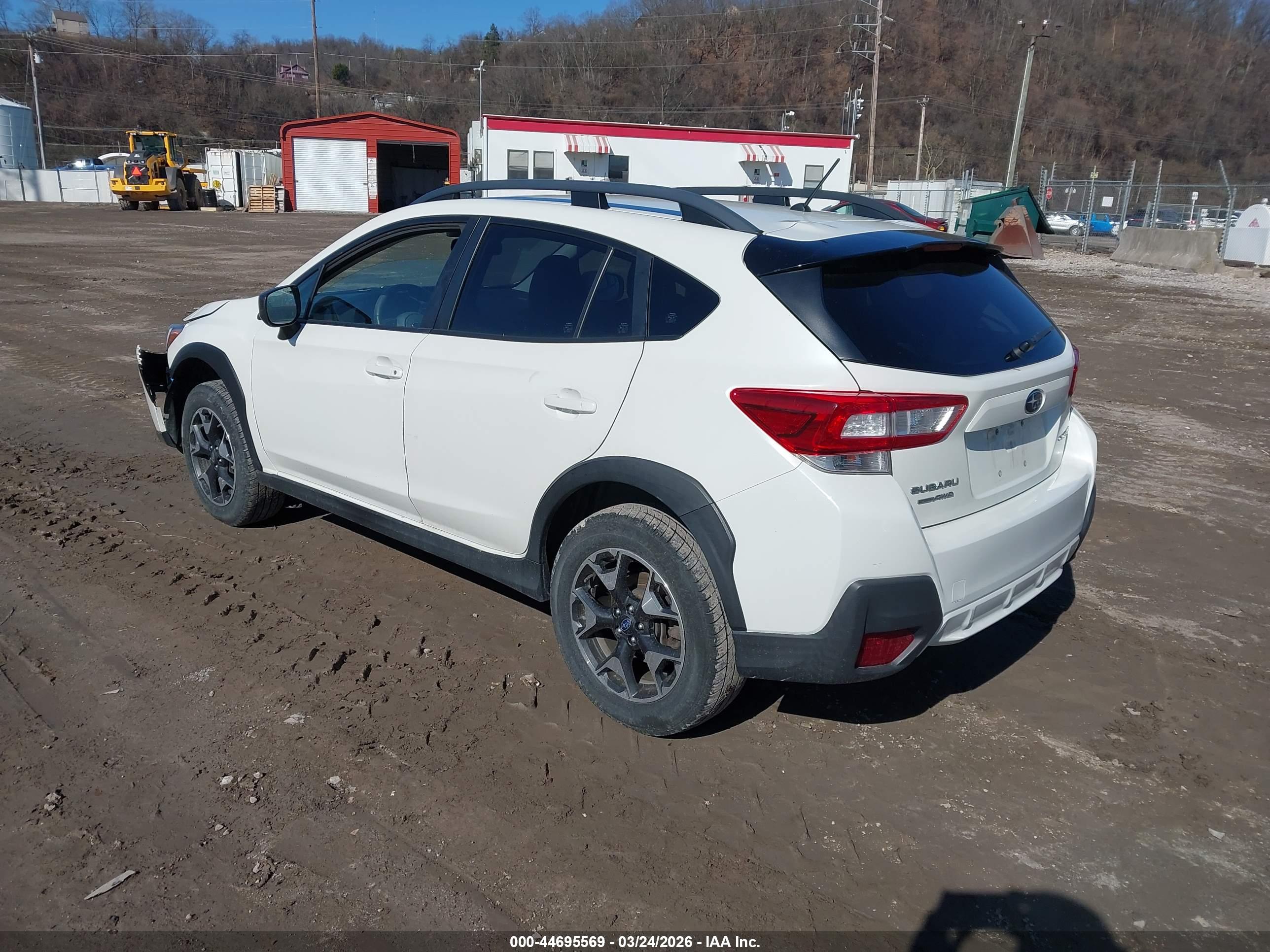 SUBARU CROSSTREK image 3
