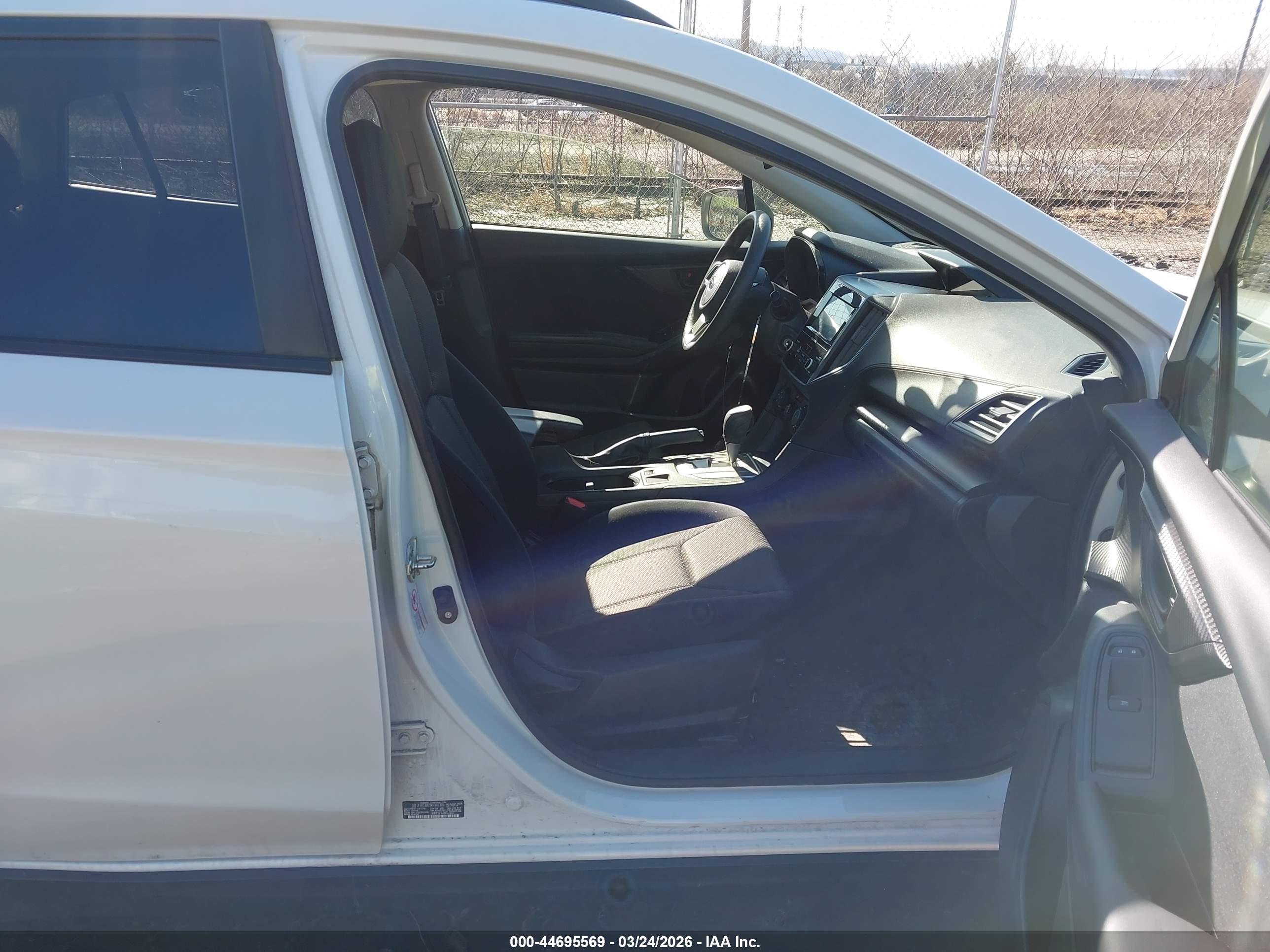 SUBARU CROSSTREK image 5
