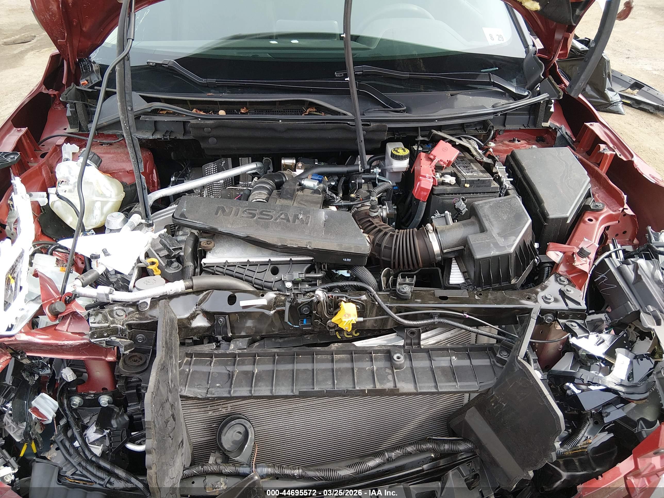 NISSAN ROGUE image 10