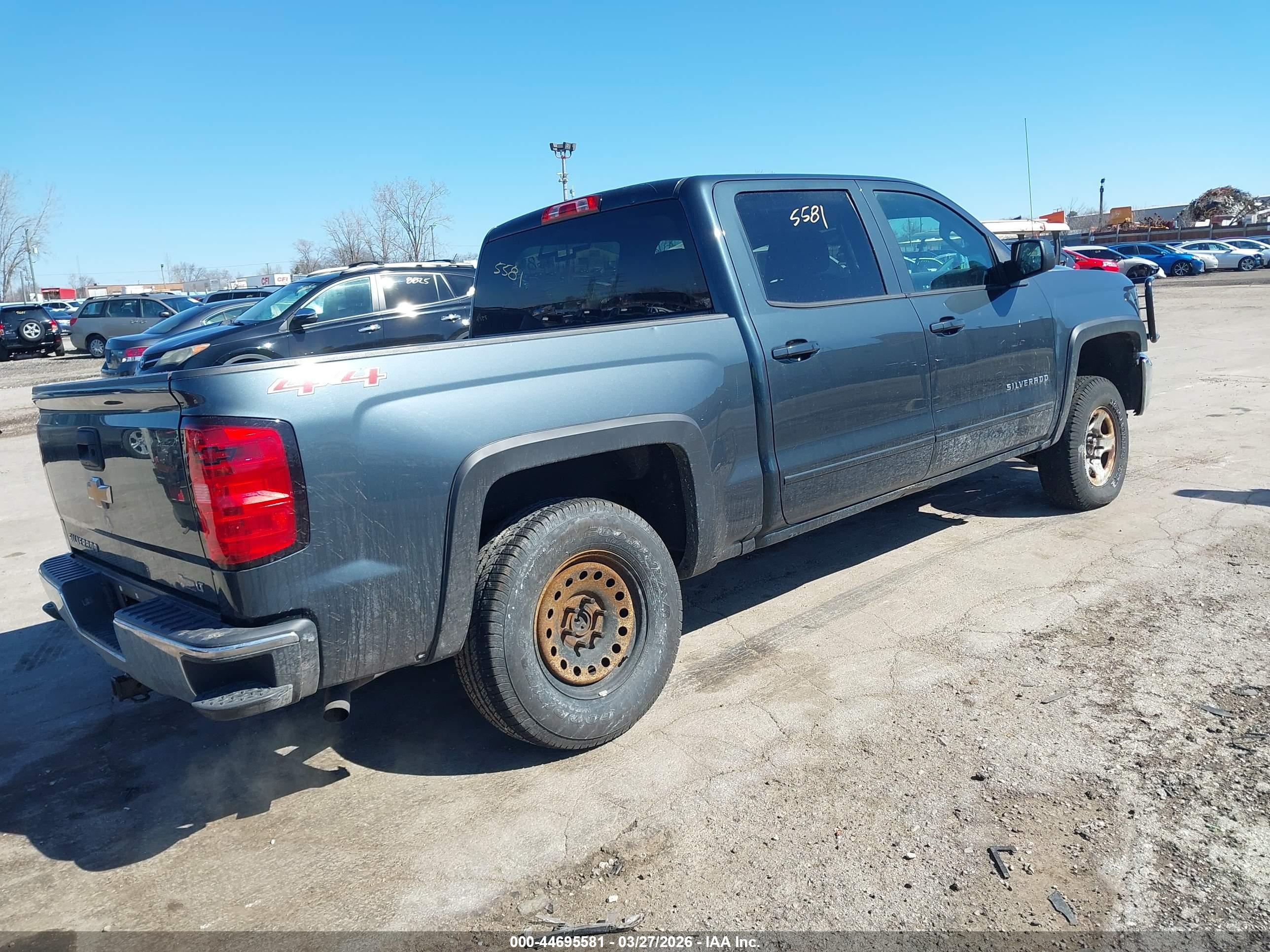 CHEVROLET SILVERADO image 4