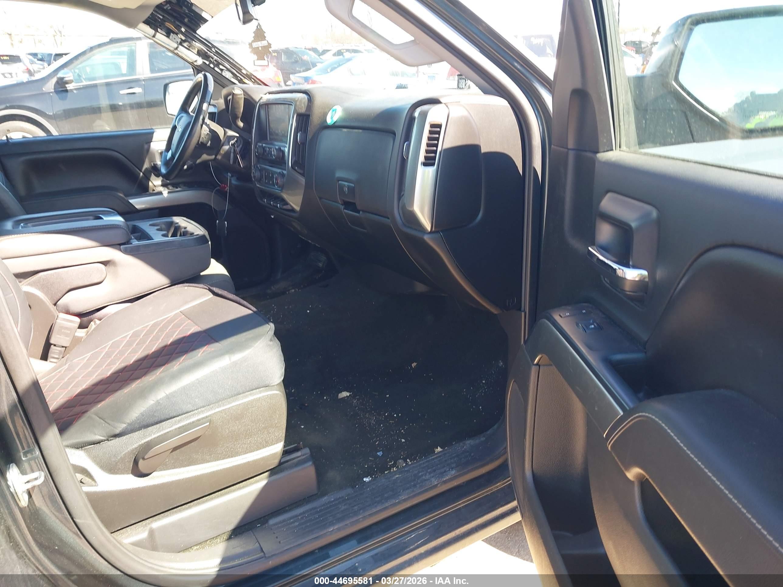CHEVROLET SILVERADO image 5