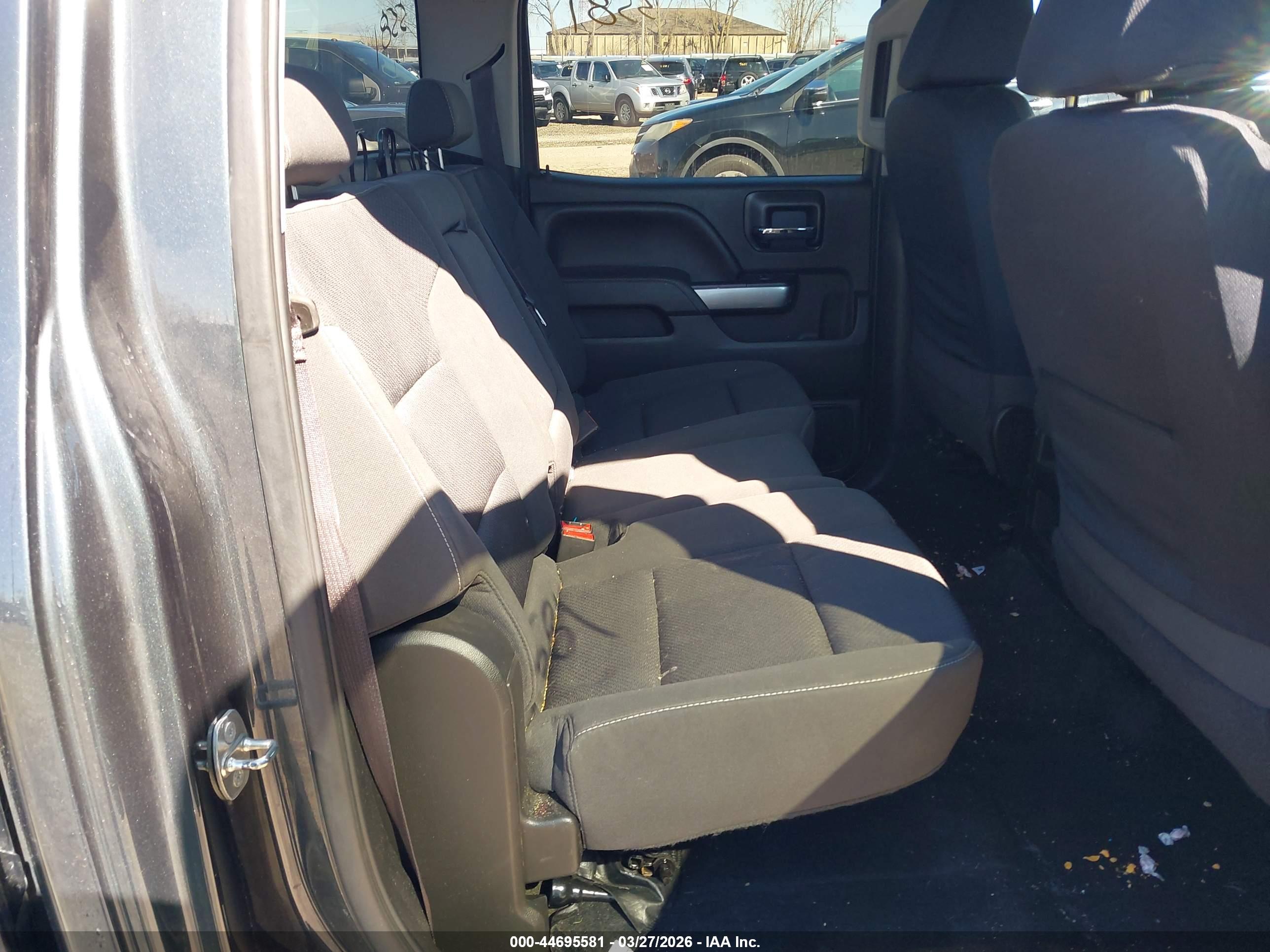 CHEVROLET SILVERADO image 8