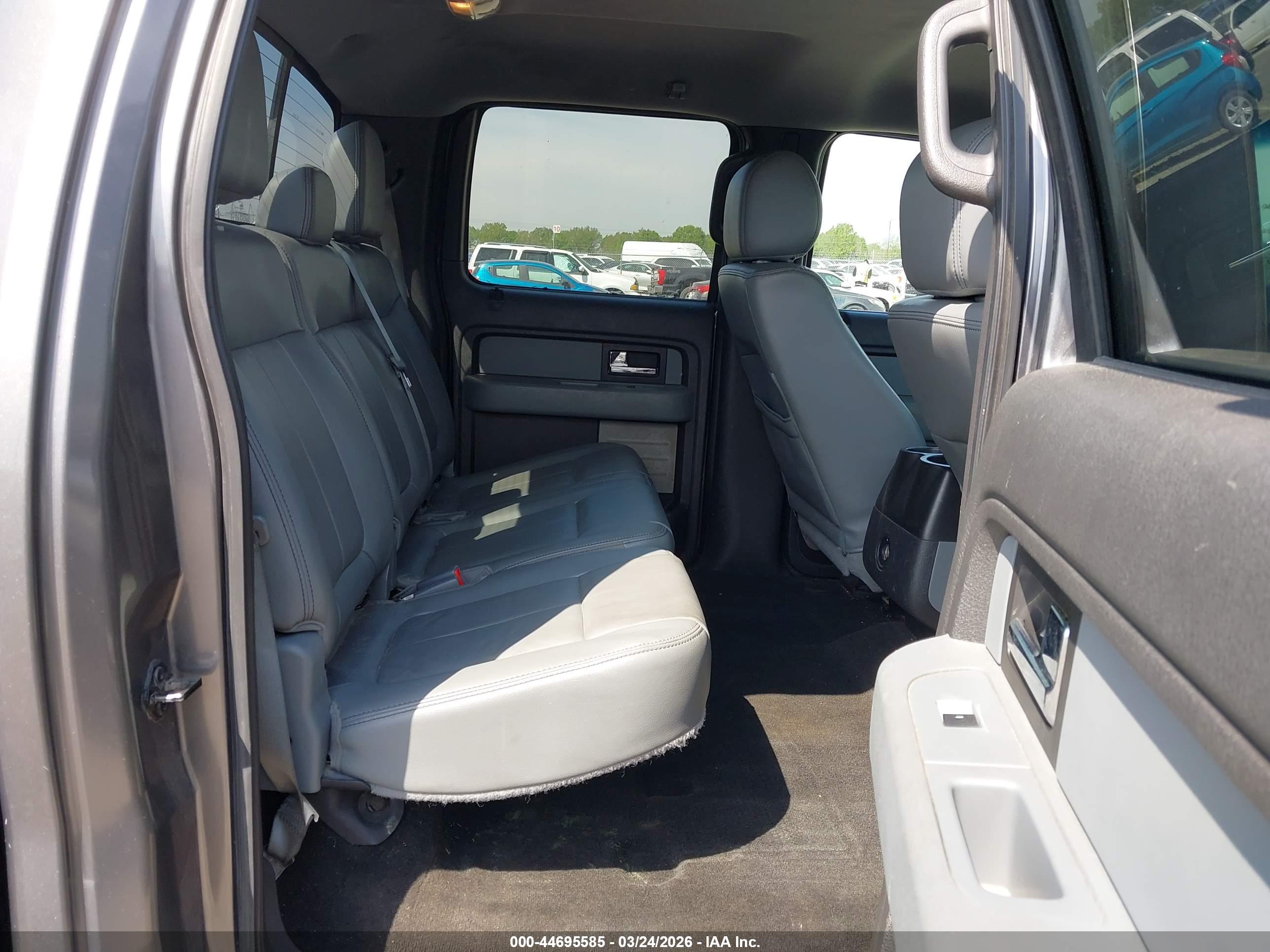 FORD F-150 image 8