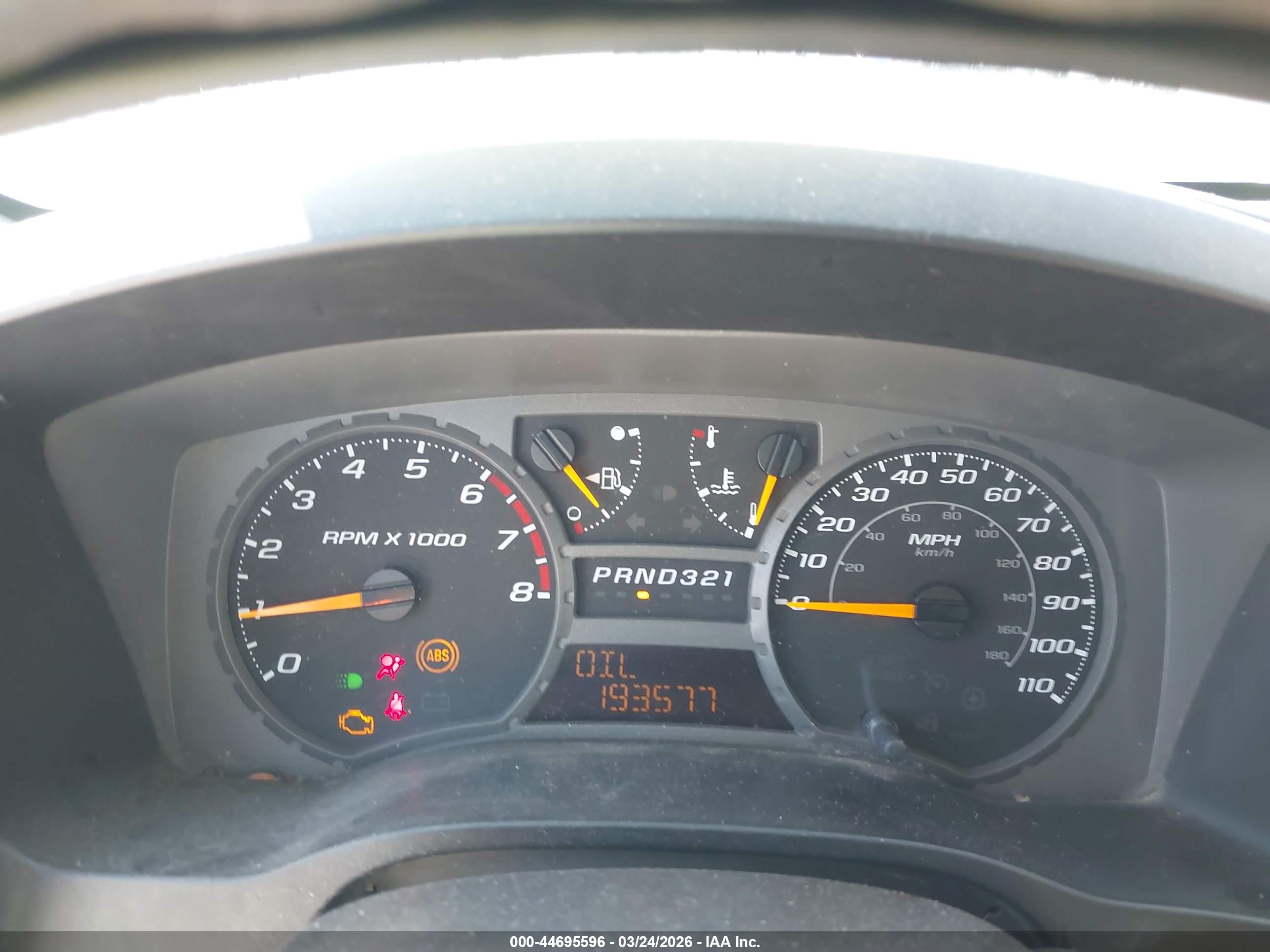 CHEVROLET COLORADO image 7