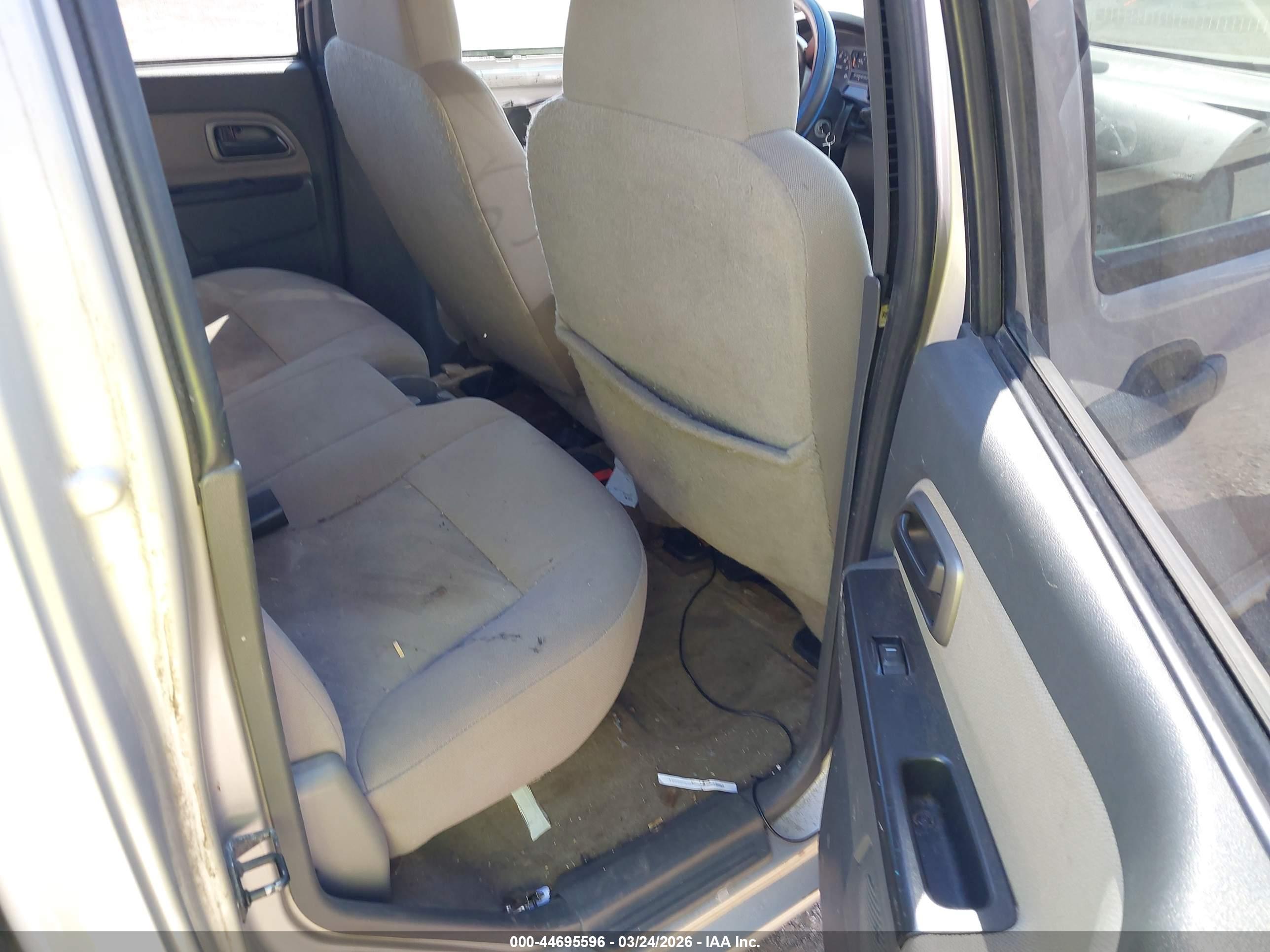 CHEVROLET COLORADO image 8