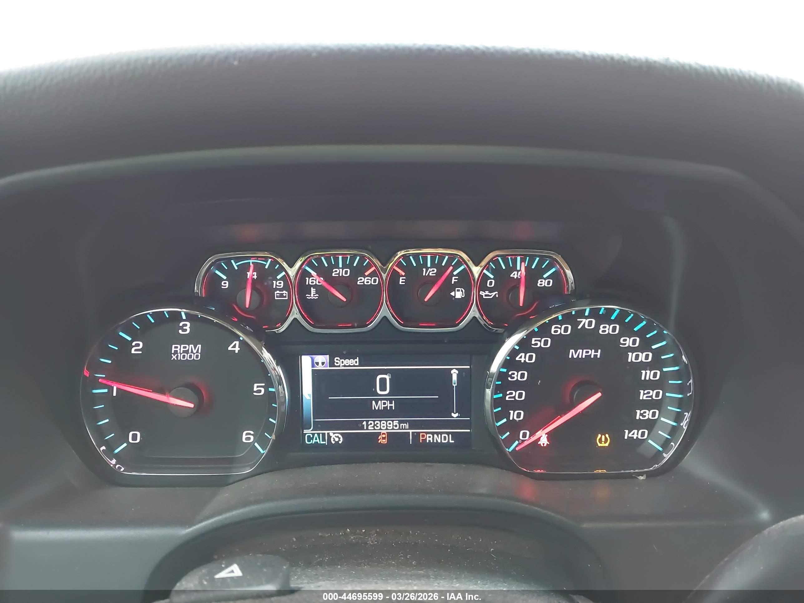 CHEVROLET SILVERADO image 7