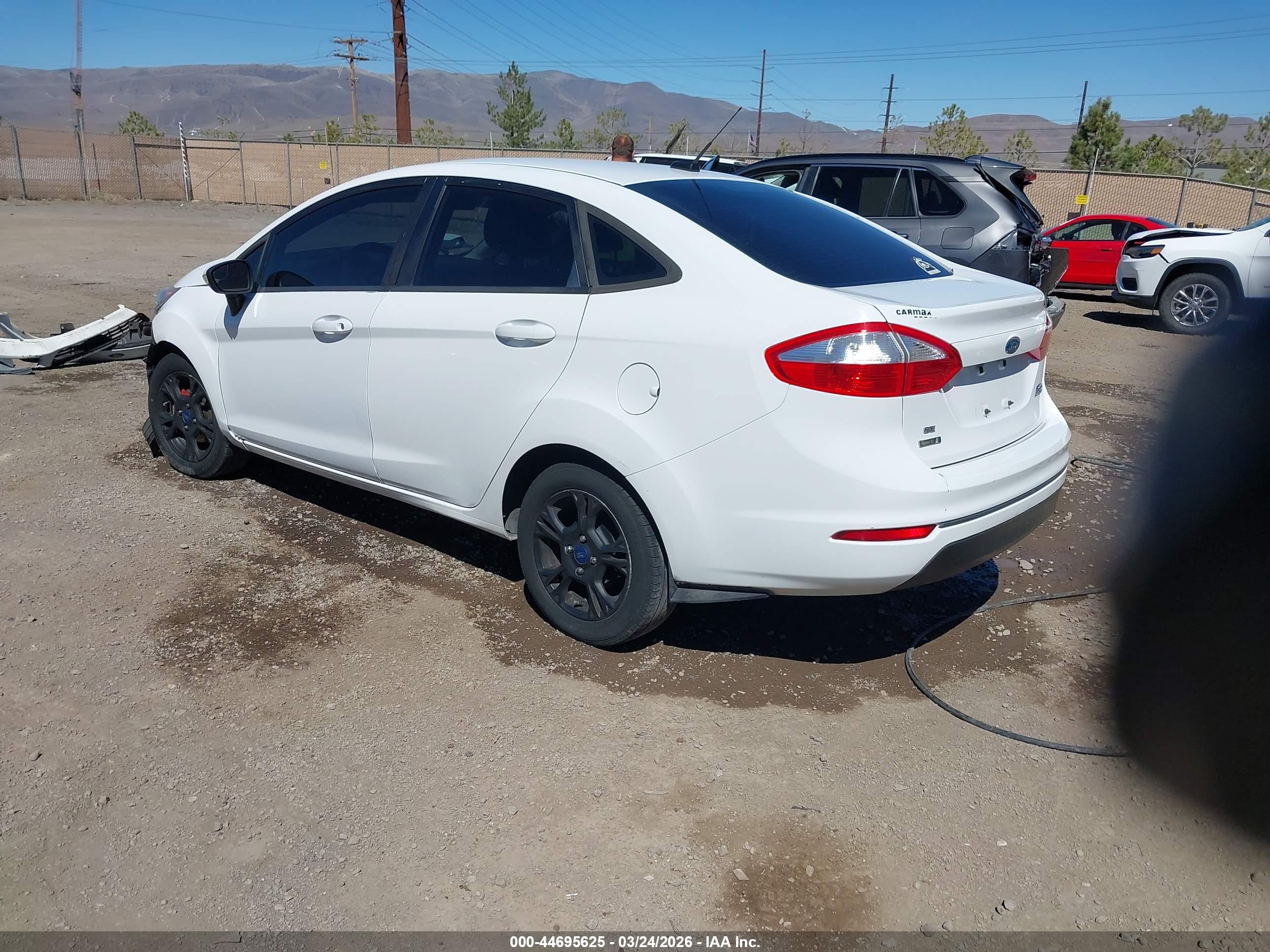 FORD FIESTA image 3