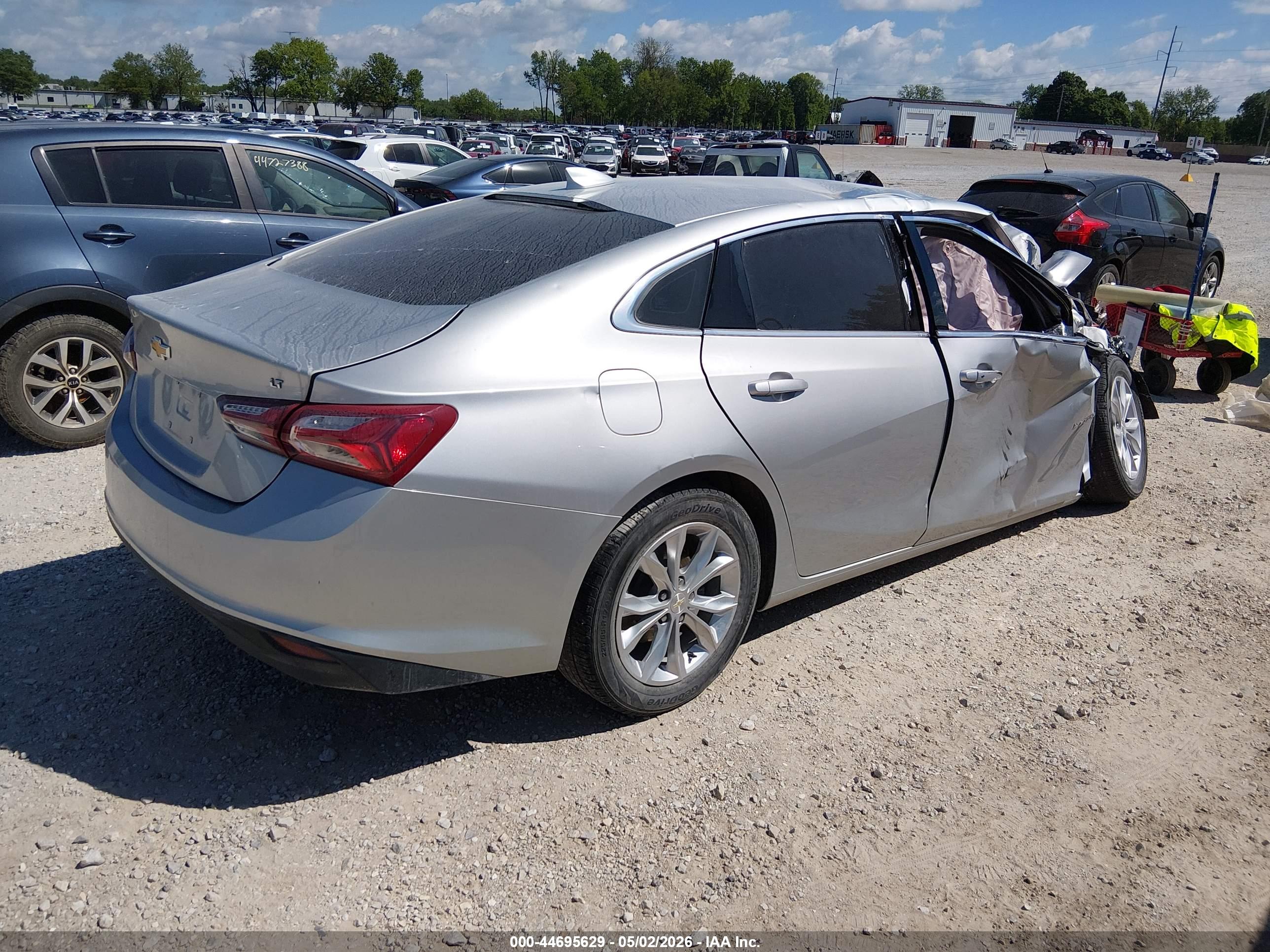 CHEVROLET MALIBU image 4